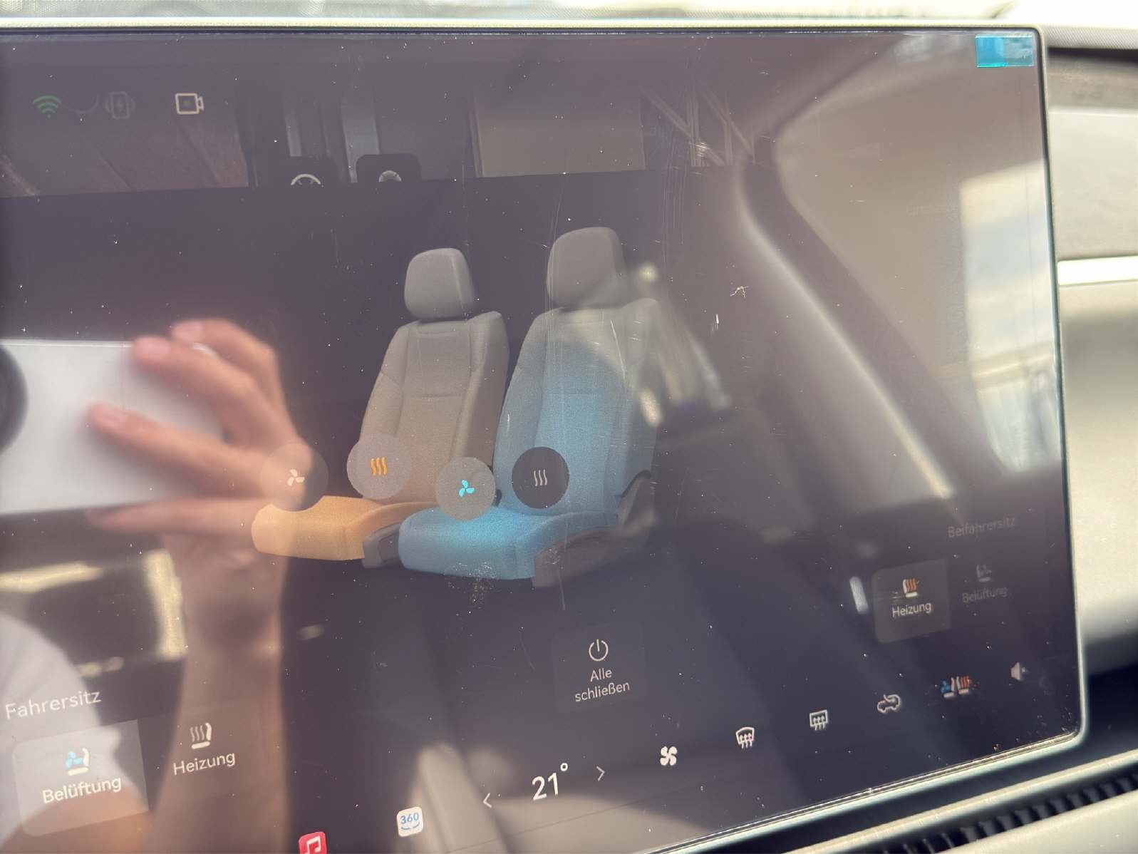 LEAPMOTOR C10 EV AWD-image-9