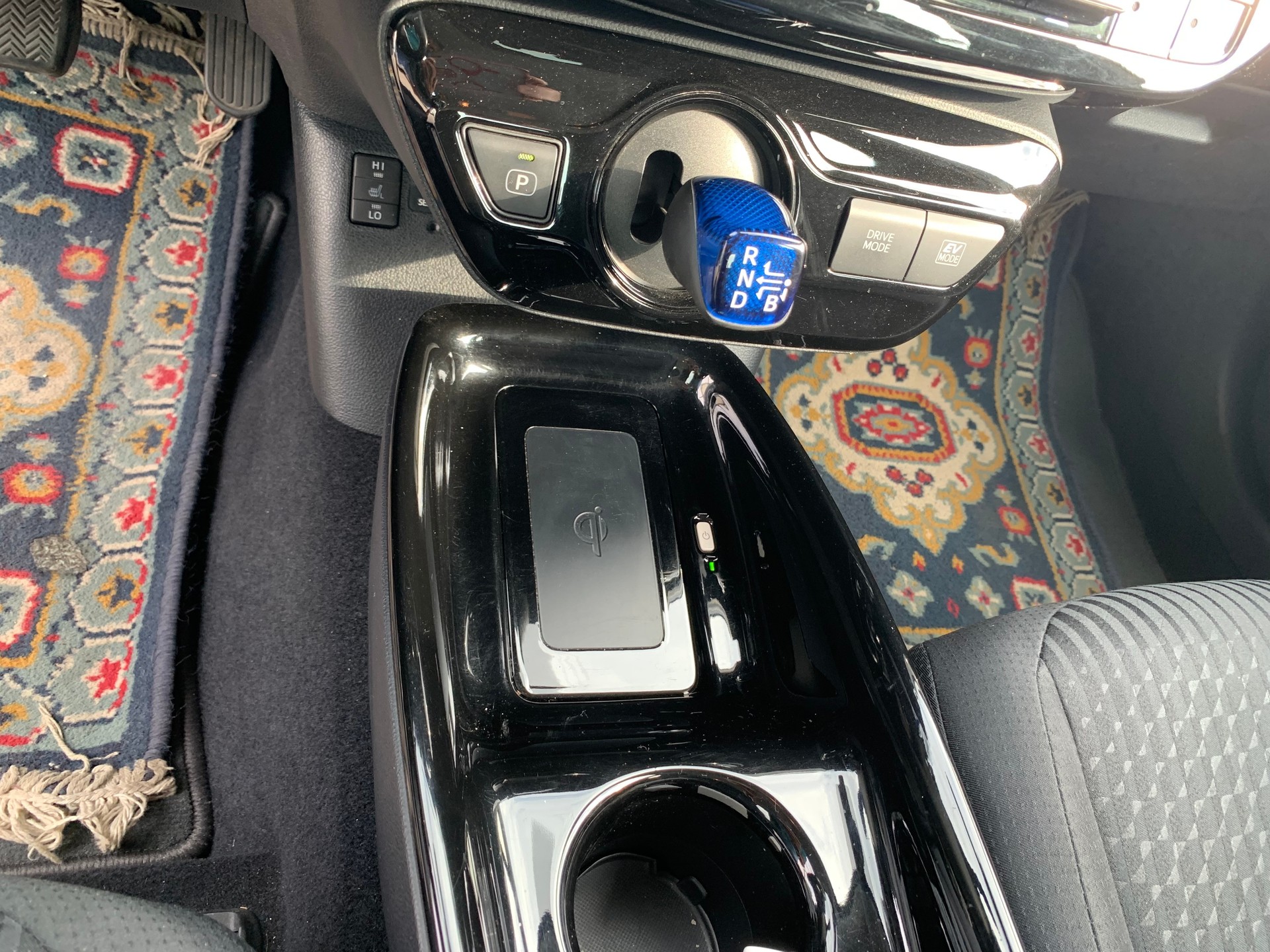 TOYOTA Prius 1.8 VVT-i HSD Sol Premium-image-10