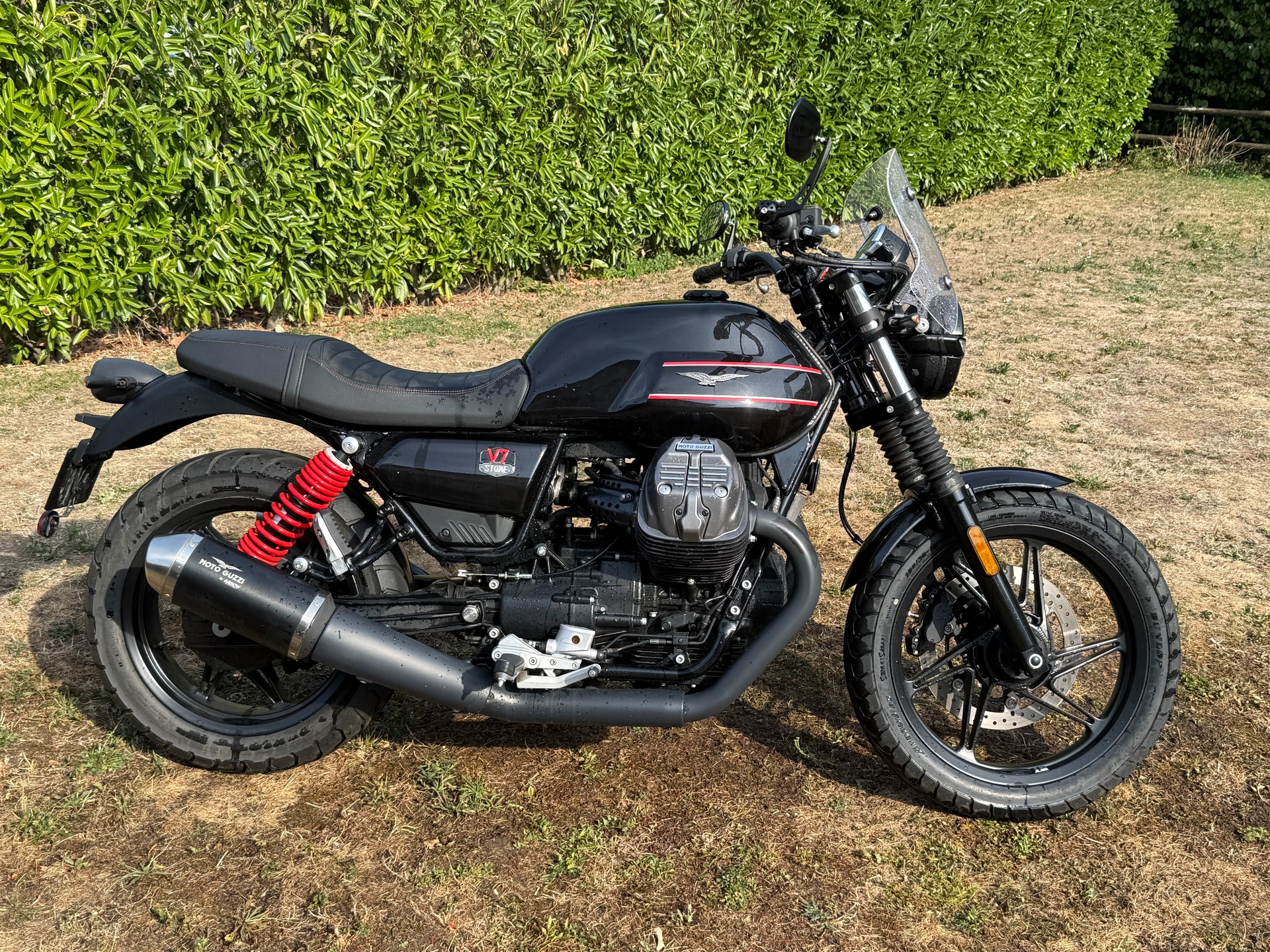 MOTO GUZZI IV Spécial Edition (35Kw)-image-0