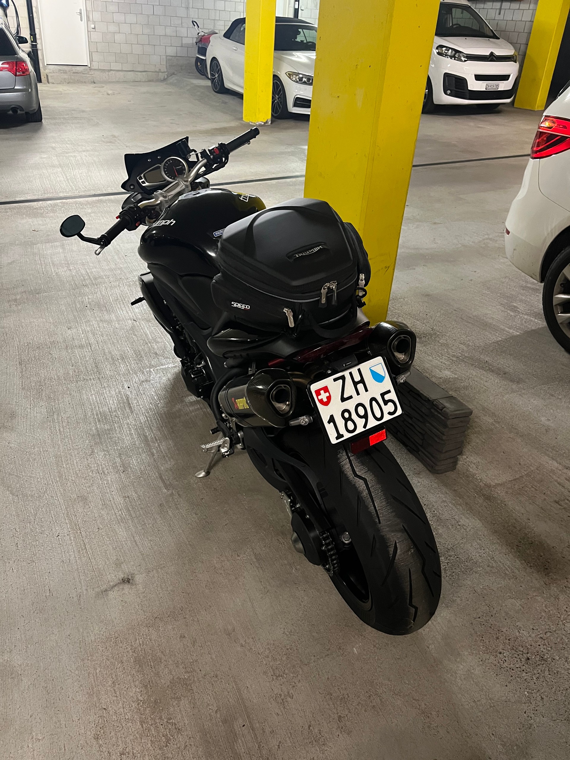 TRIUMPH Speed Triple 1050 ABS-image-7