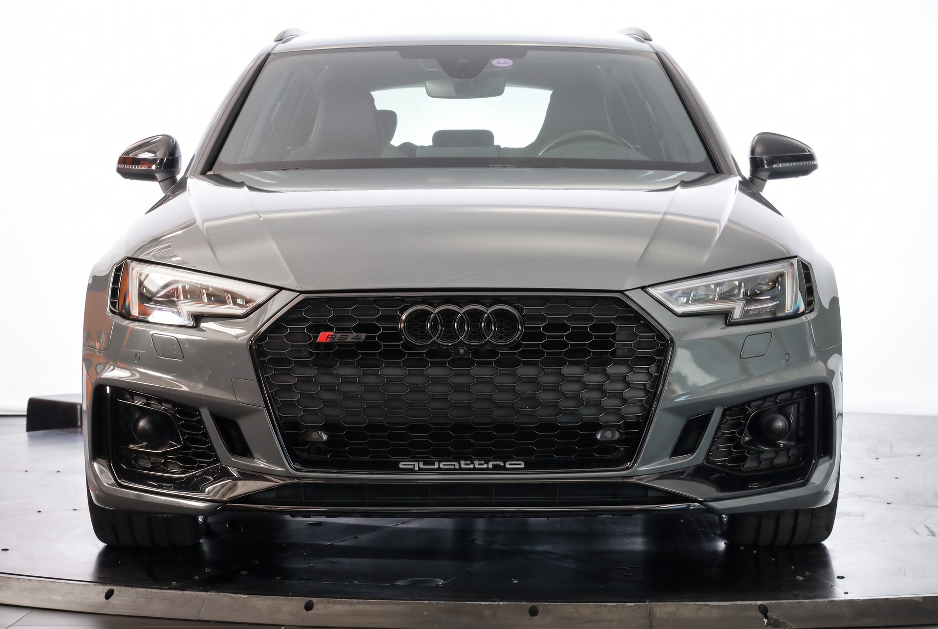 AUDI RS4 Avant 2.9 TFSI quattro NIMBUS GRAU * ACC * B&O * Pack Dynamic-showroom-element-1