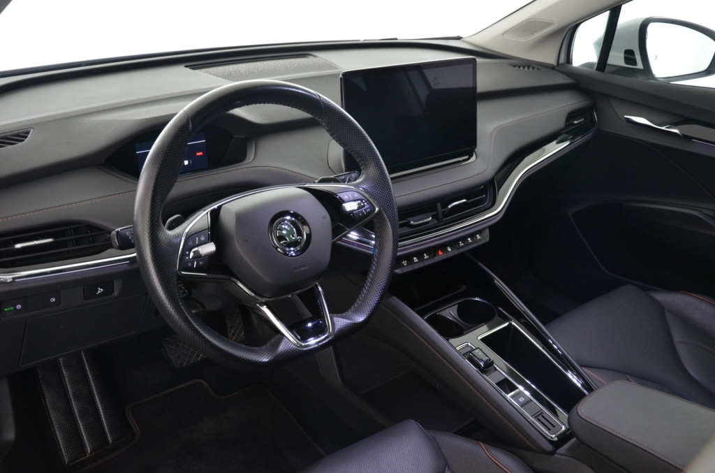 SKODA Enyaq iV 80-image-10