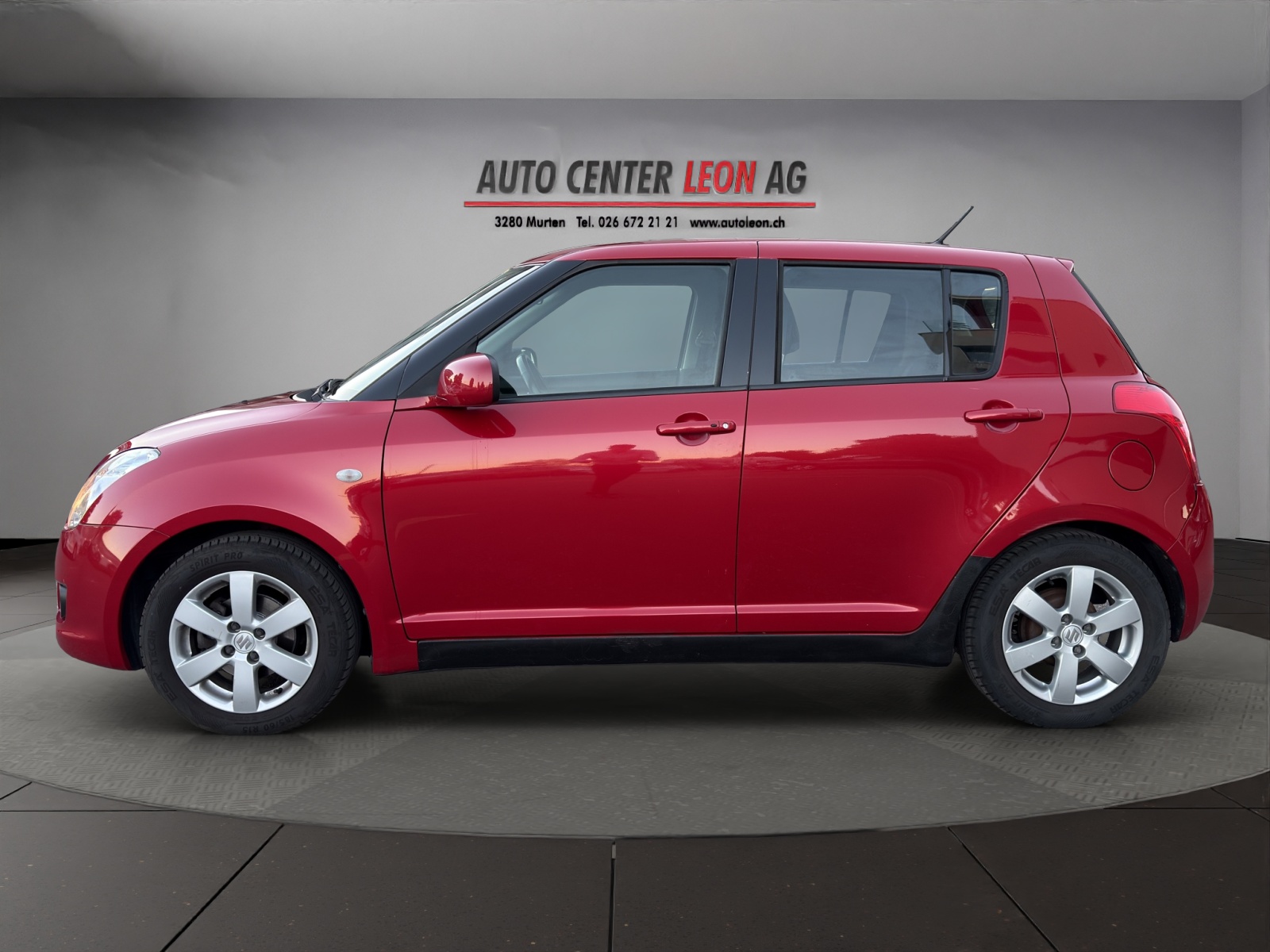 SUZUKI Swift 1.3i 16V GL-showroom-element-2