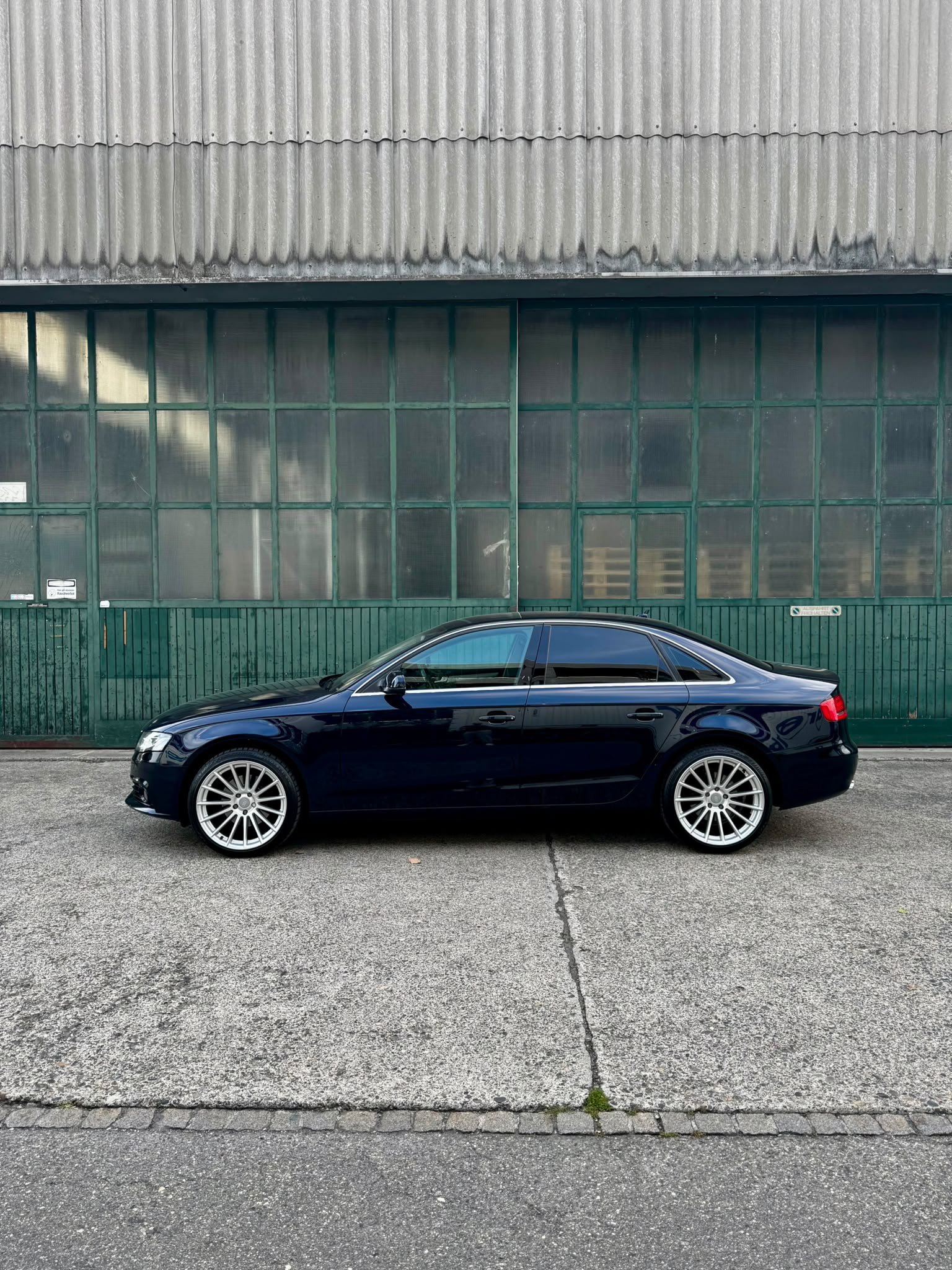 AUDI 2.0 TFSI 180 M-Tronic