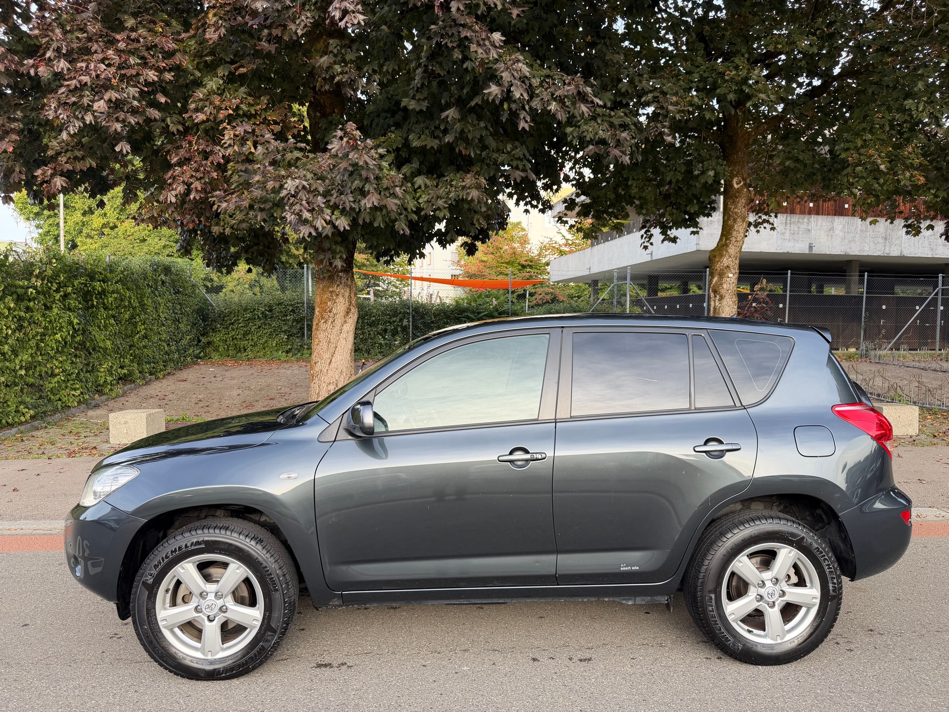 TOYOTA RAV-4 2.0 16V Linea Terra-showroom-element-2