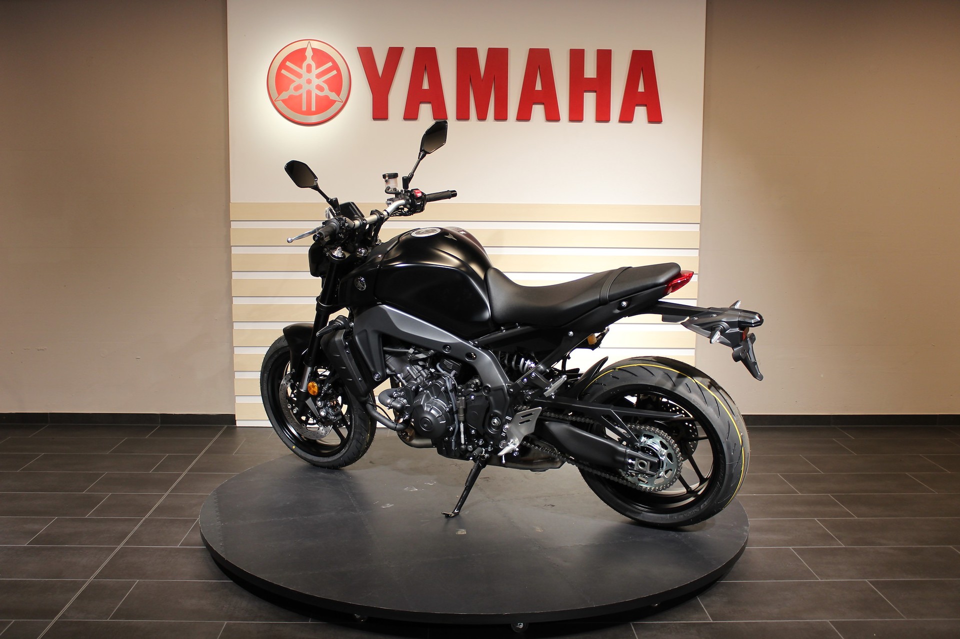 YAMAHA MT-09-image-5