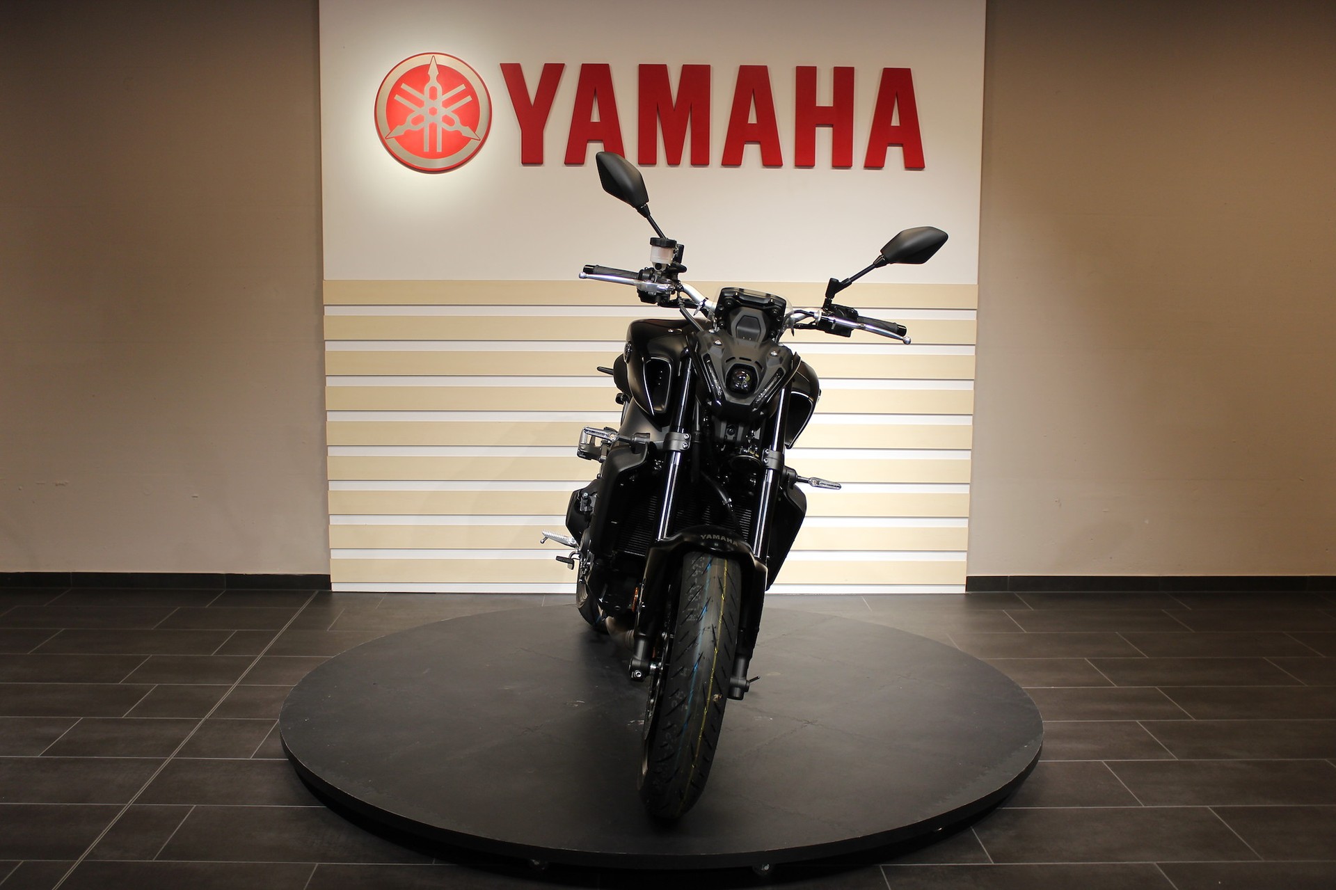 YAMAHA MT-09-image-8