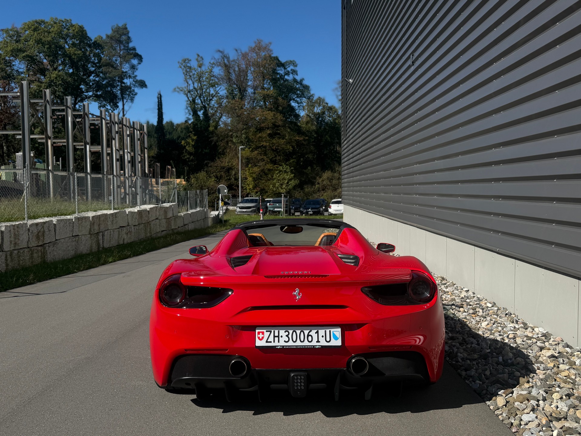 FERRARI 488 Spider 3.9 V8-showroom-element-3