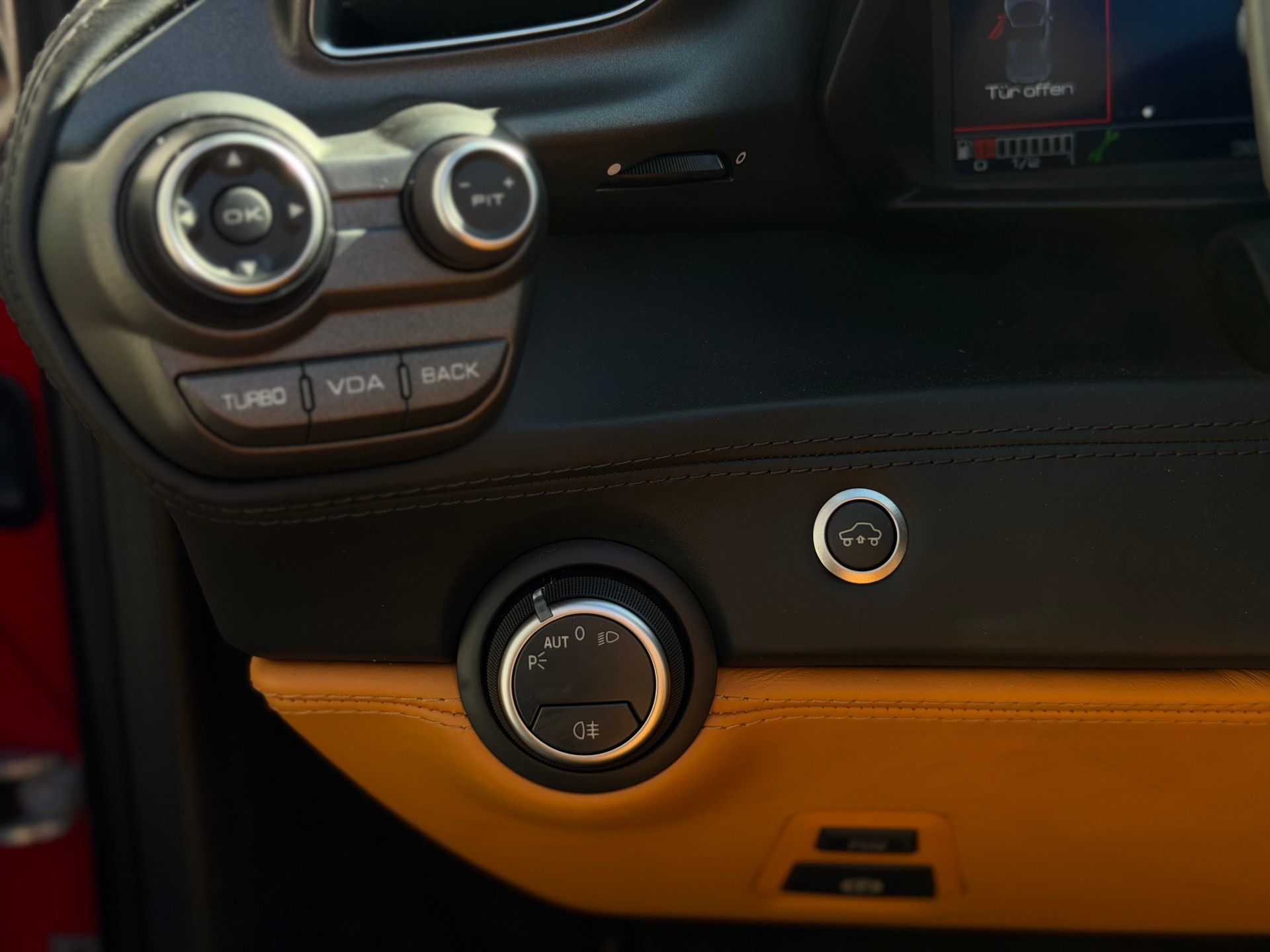 FERRARI 488 Spider 3.9 V8-image-14