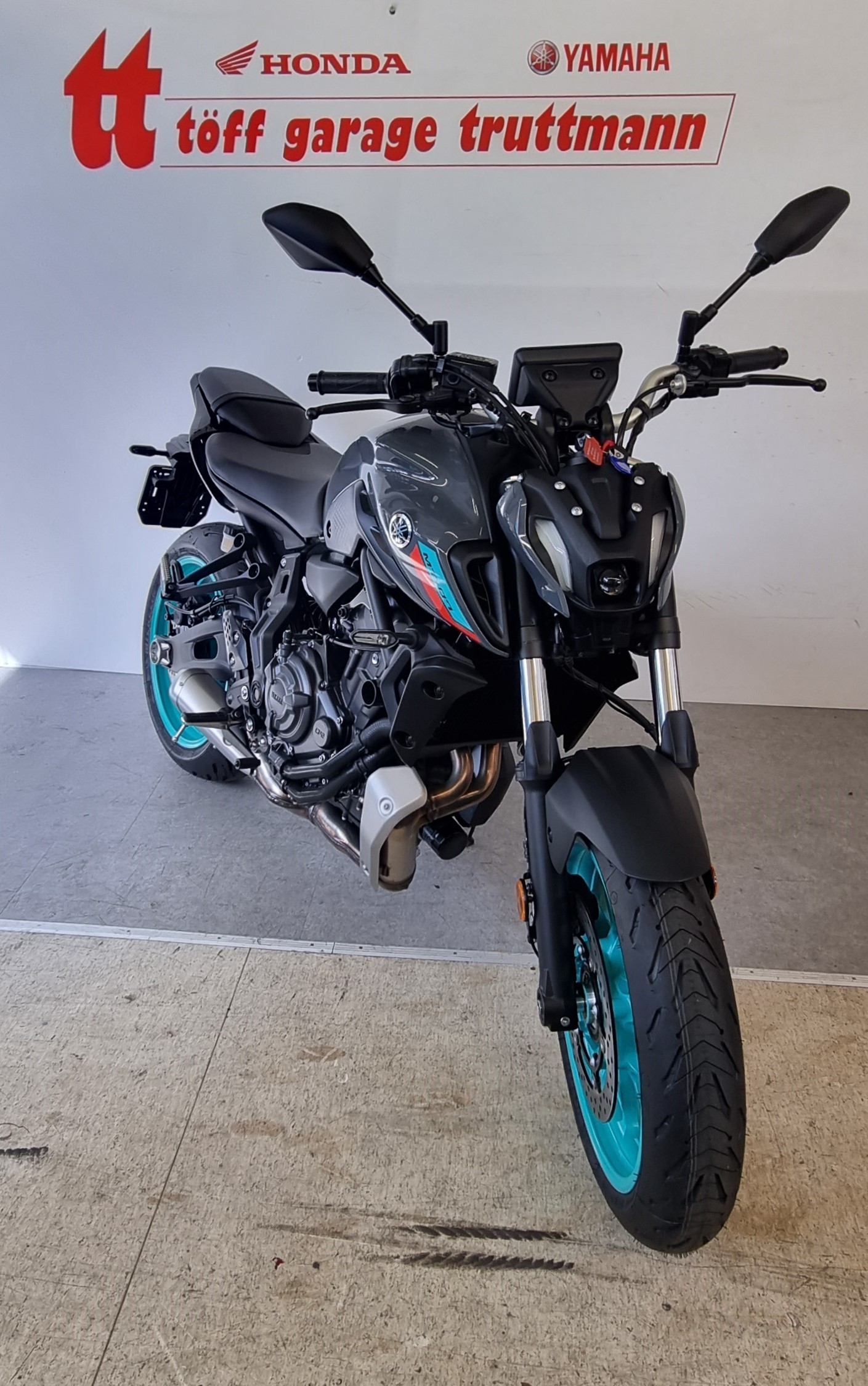 YAMAHA MT-07 (35KW)-showroom-element-2
