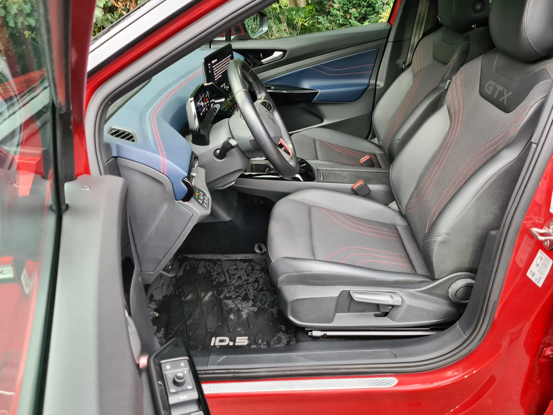VW ID.5 GTX 77 kWh 4motion 4x4 AWD 299 PS Automat-showroom-element-3