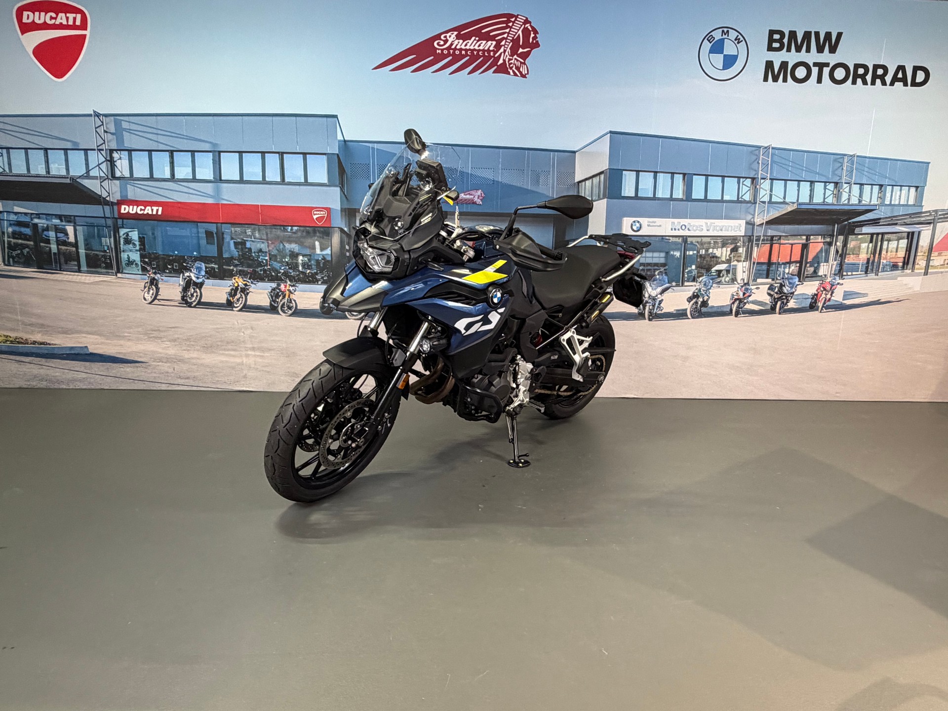 BMW F 800 GS-image-2