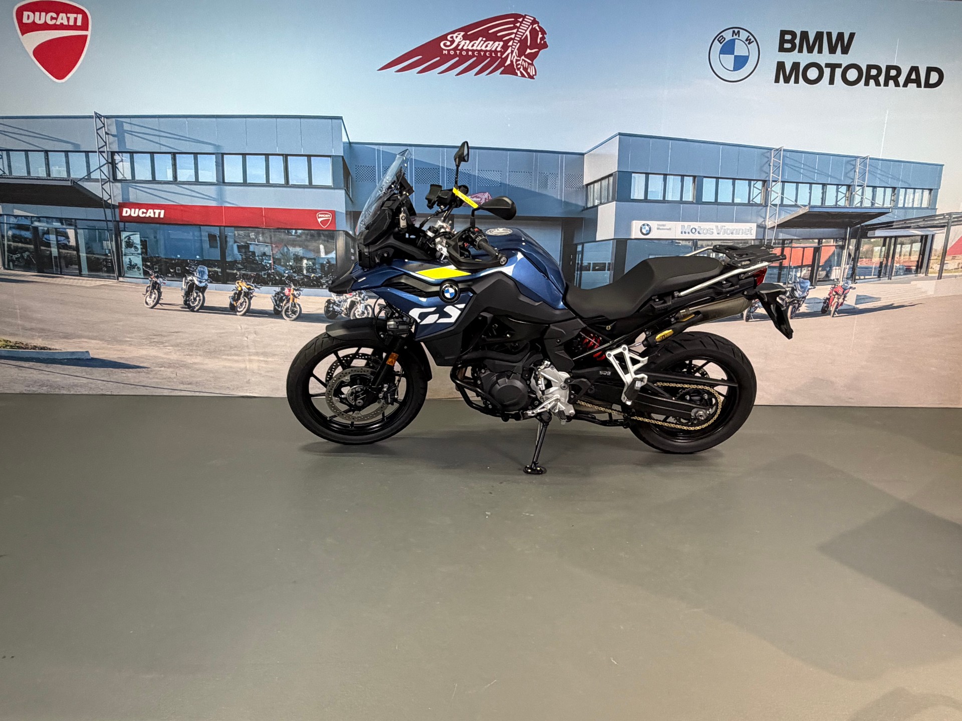 BMW F 800 GS-image-3
