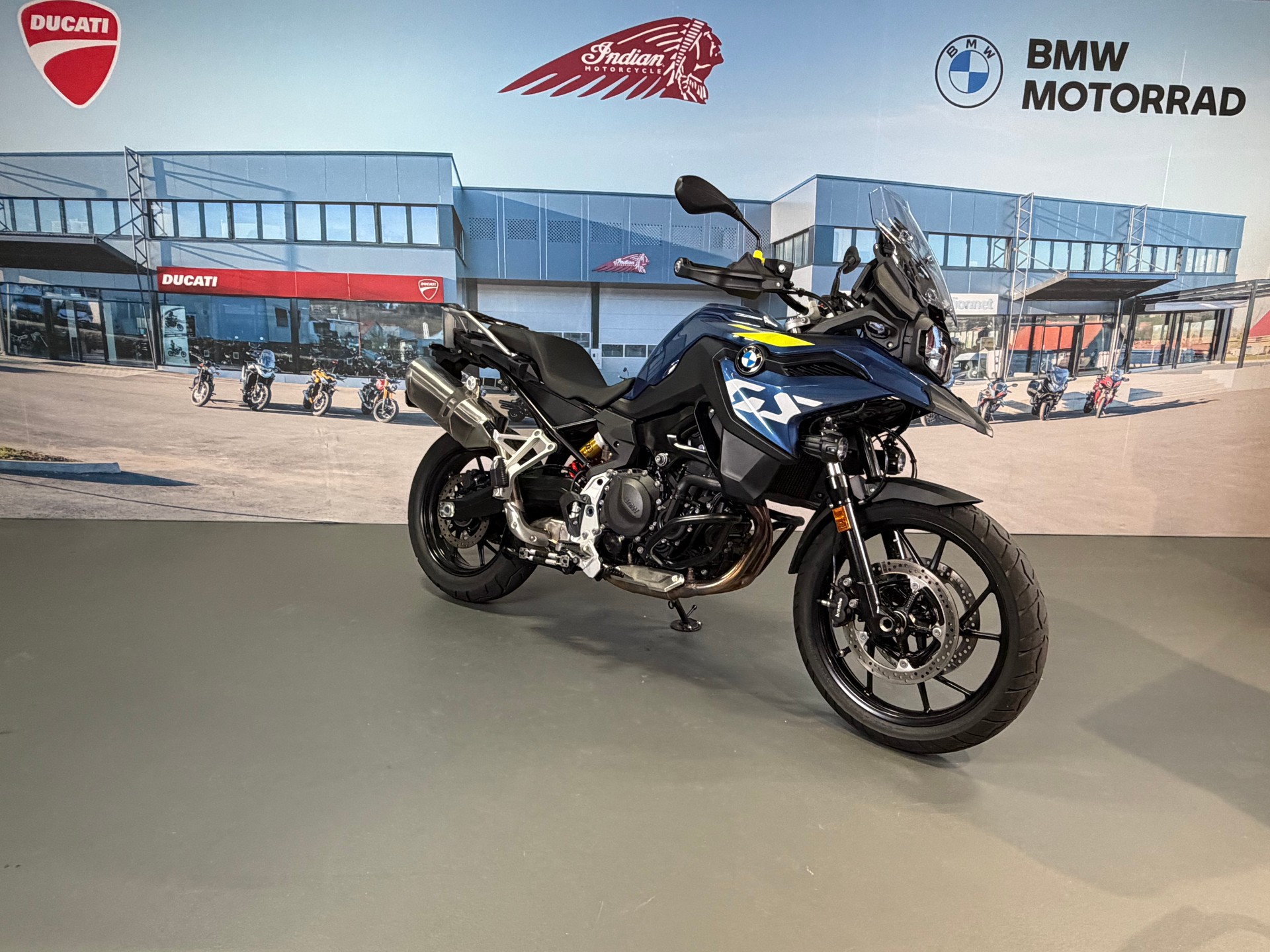 BMW F 800 GS-image-0