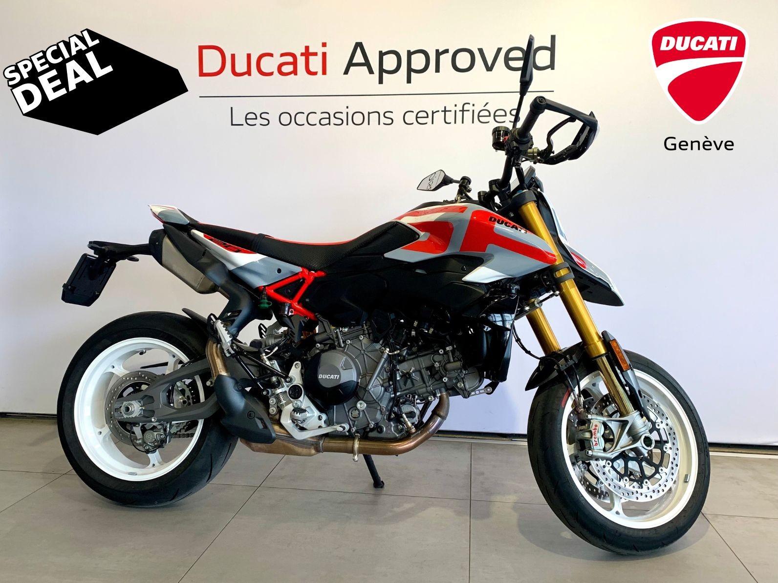 DUCATI Hypermotard V2 SP-image-0