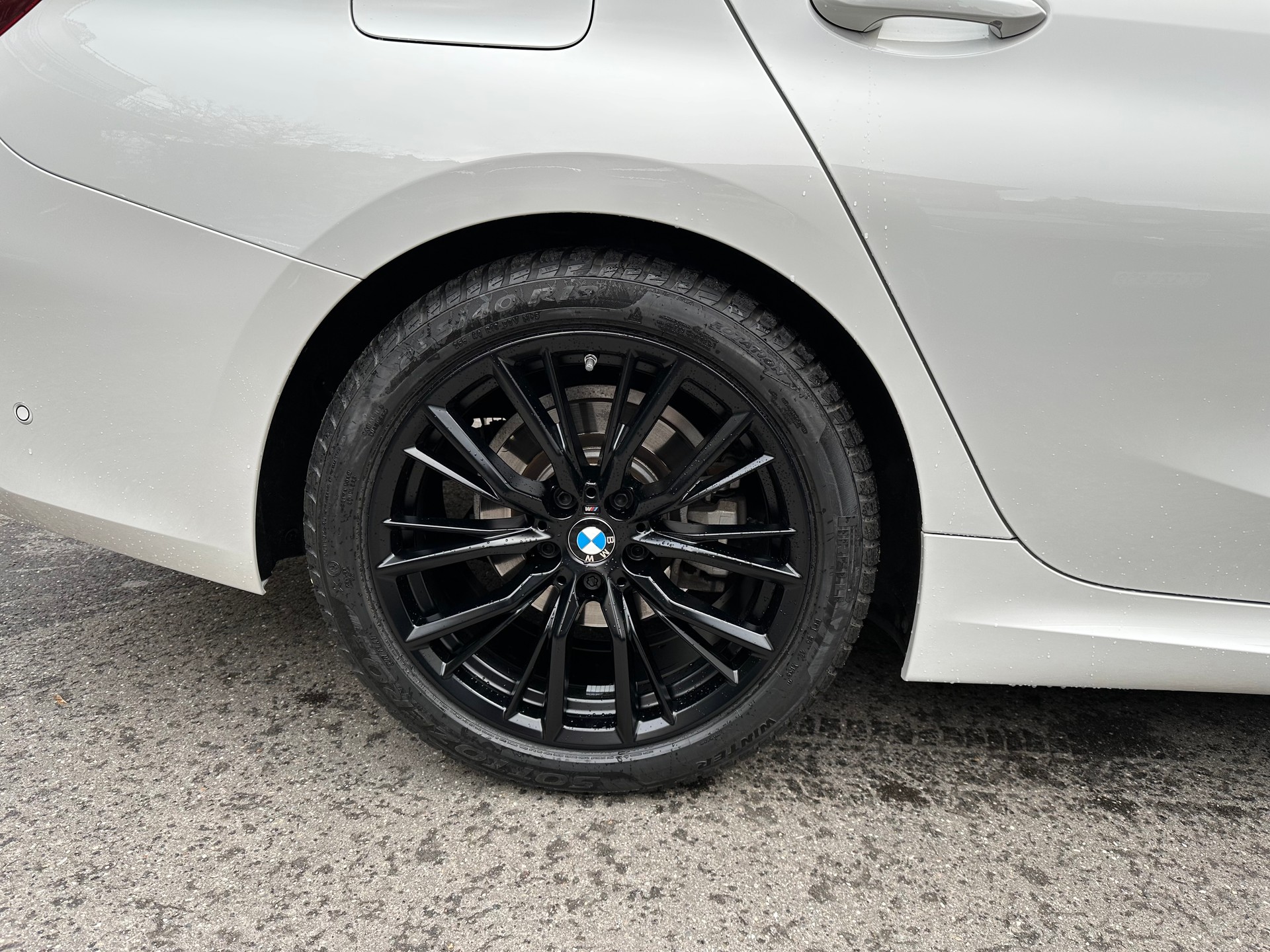 BMW 320d xDrive 48V Touring Steptronic M Sport-image-7