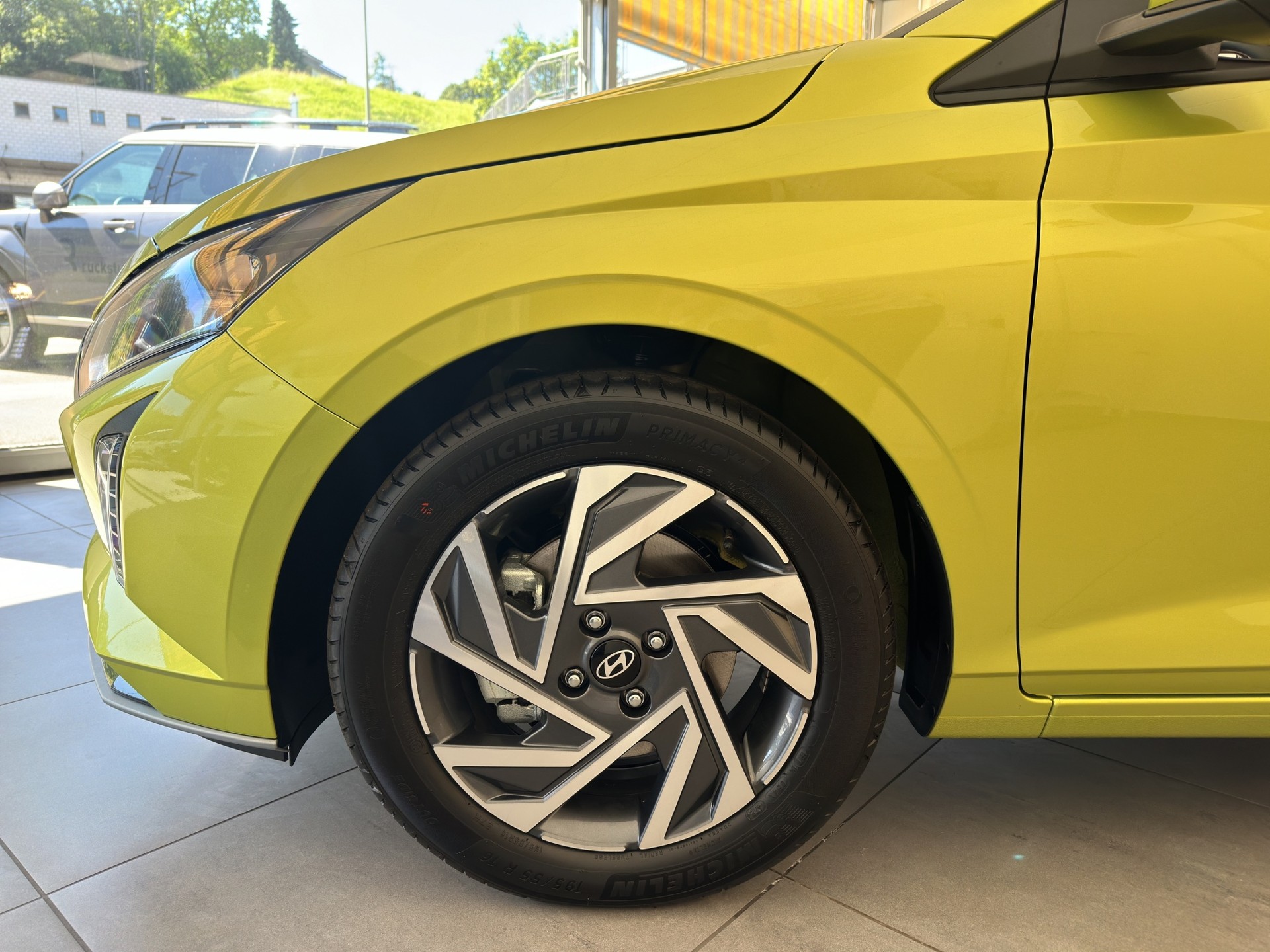 HYUNDAI i20 1.0 T-GDi Amplia-image-13