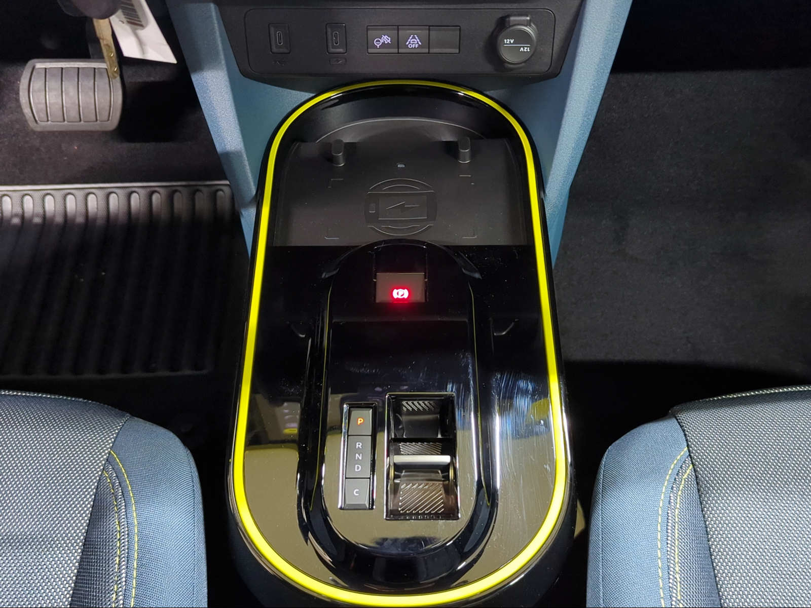 FIAT Grande Panda Elektro La Prima-image-12