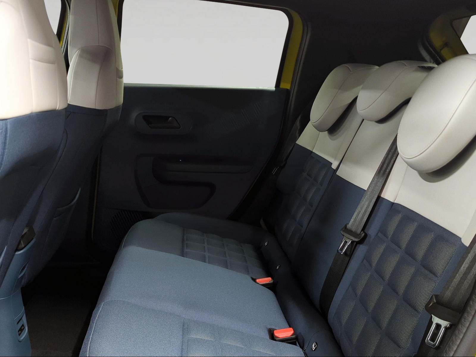 FIAT Grande Panda Elektro La Prima-image-8
