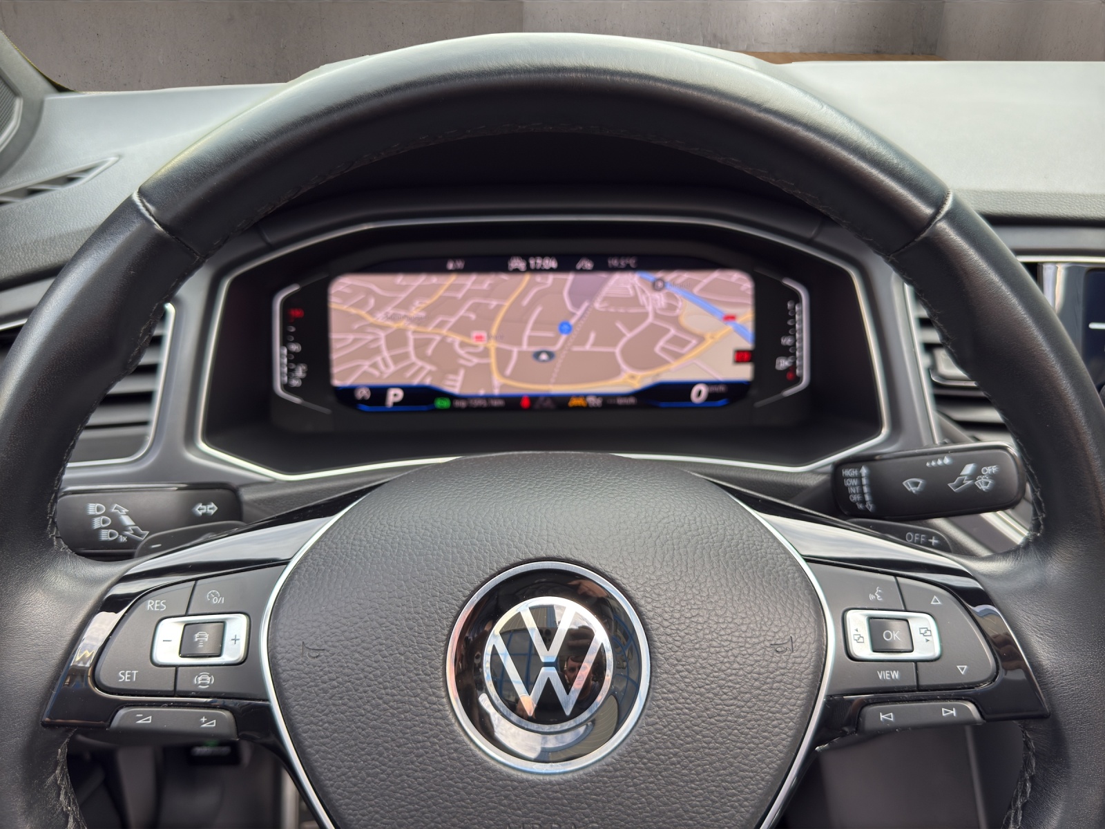 VW T-Roc Cabriolet 1.5 TSI R-Line DSG-image-12
