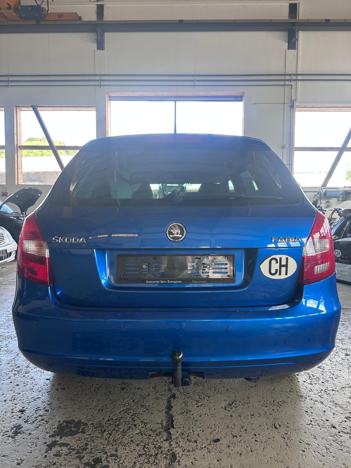 SKODA Fabia 1.2 TSI Ambition Plus-image-4
