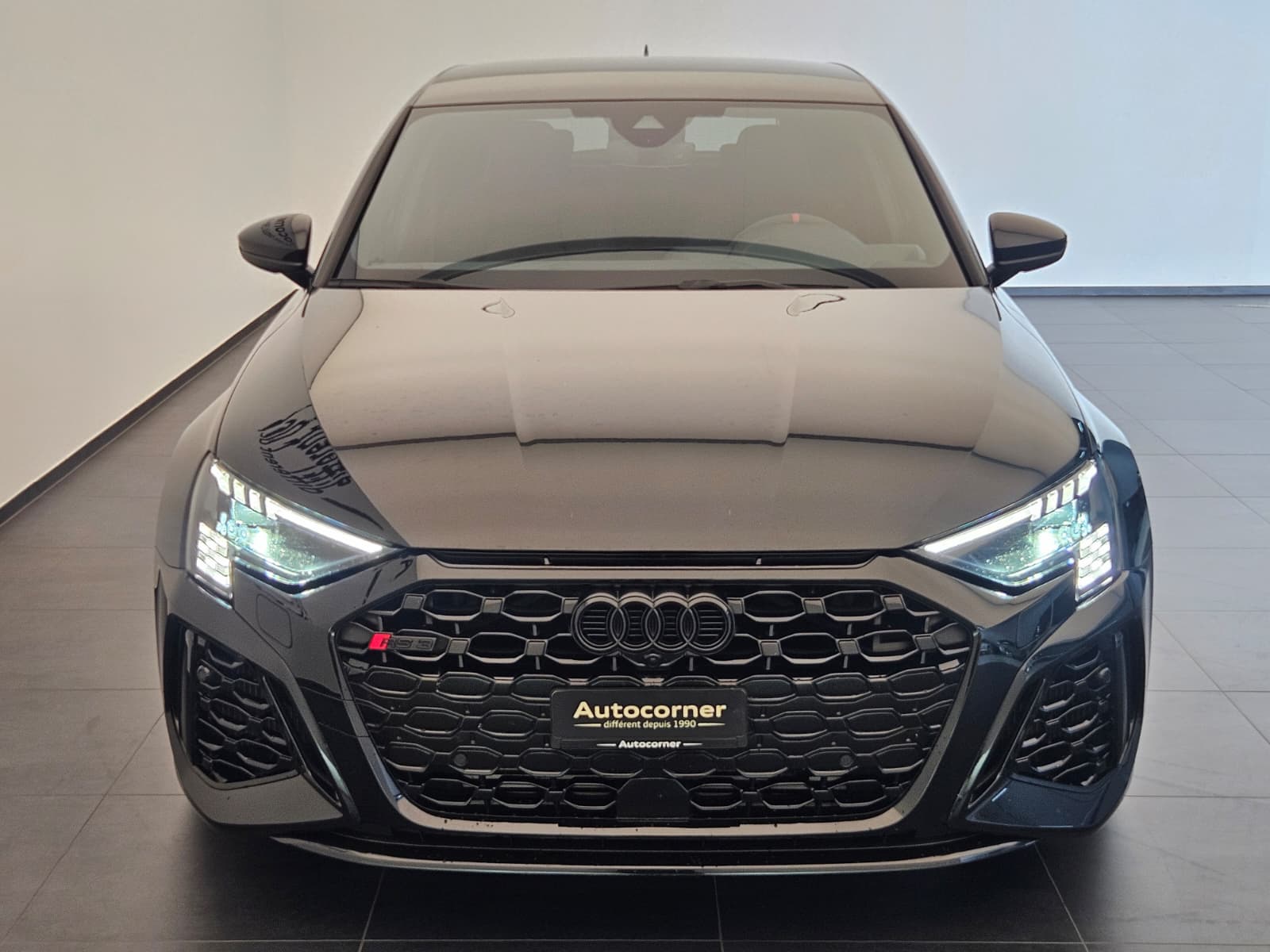 AUDI RS3 Sportback 2.5 TSI quattro S-tronic-showroom-element-2