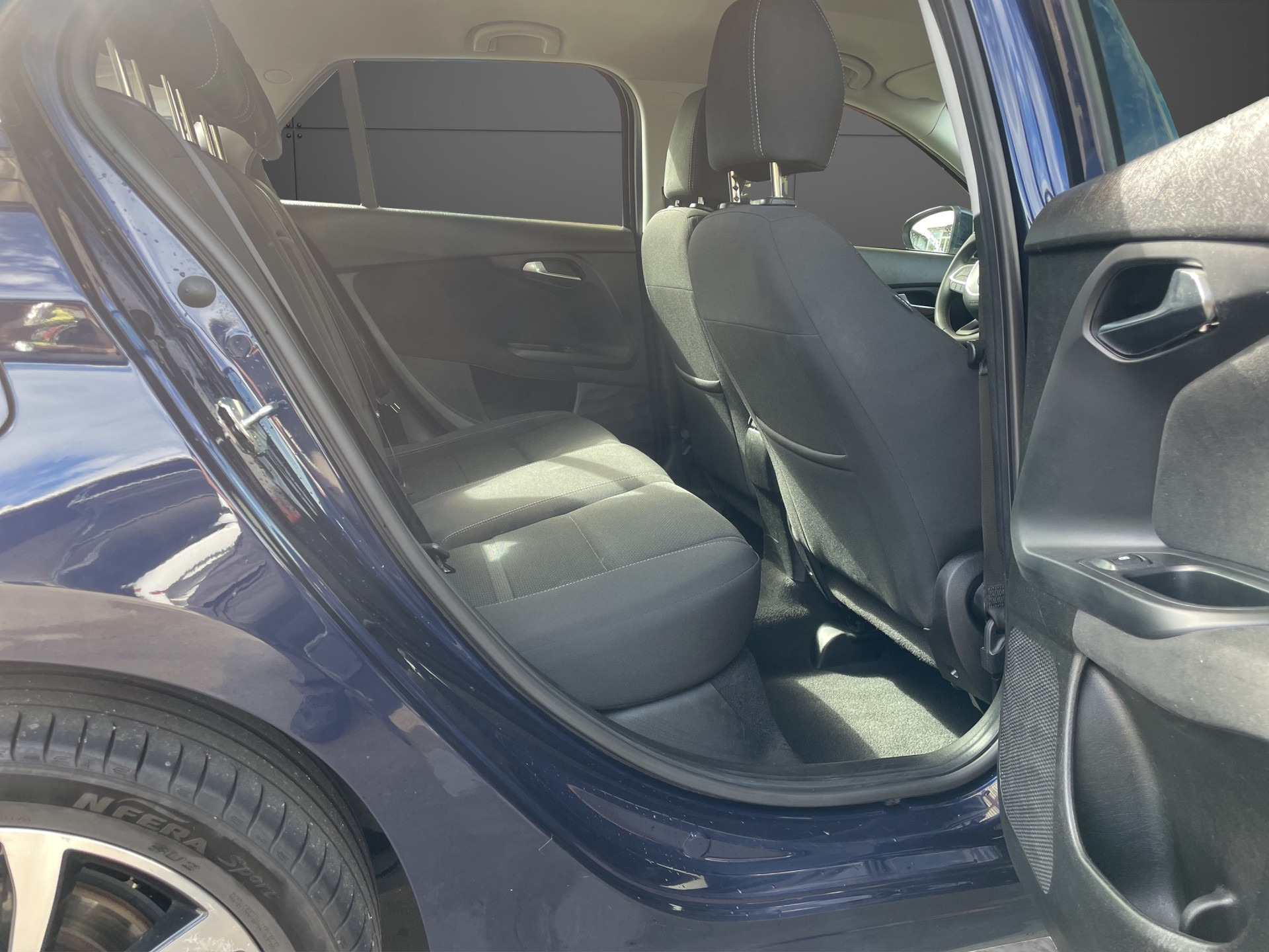 FIAT Tipo 1.6MJ Station Wagon Lounge DCT-image-8