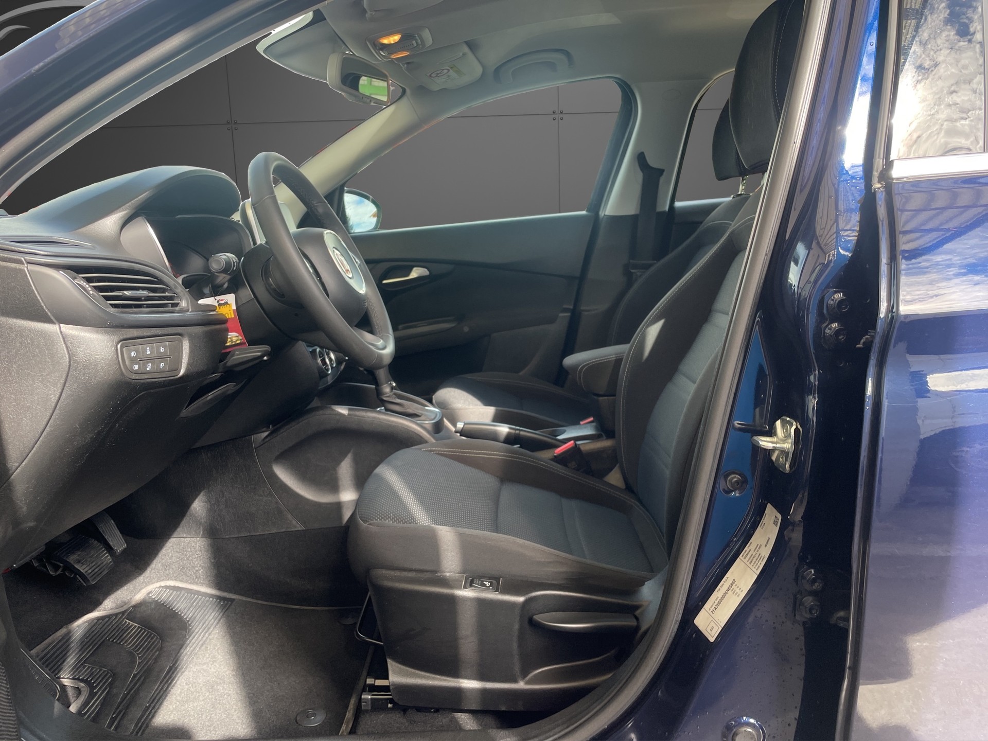 FIAT Tipo 1.6MJ Station Wagon Lounge DCT-image-13
