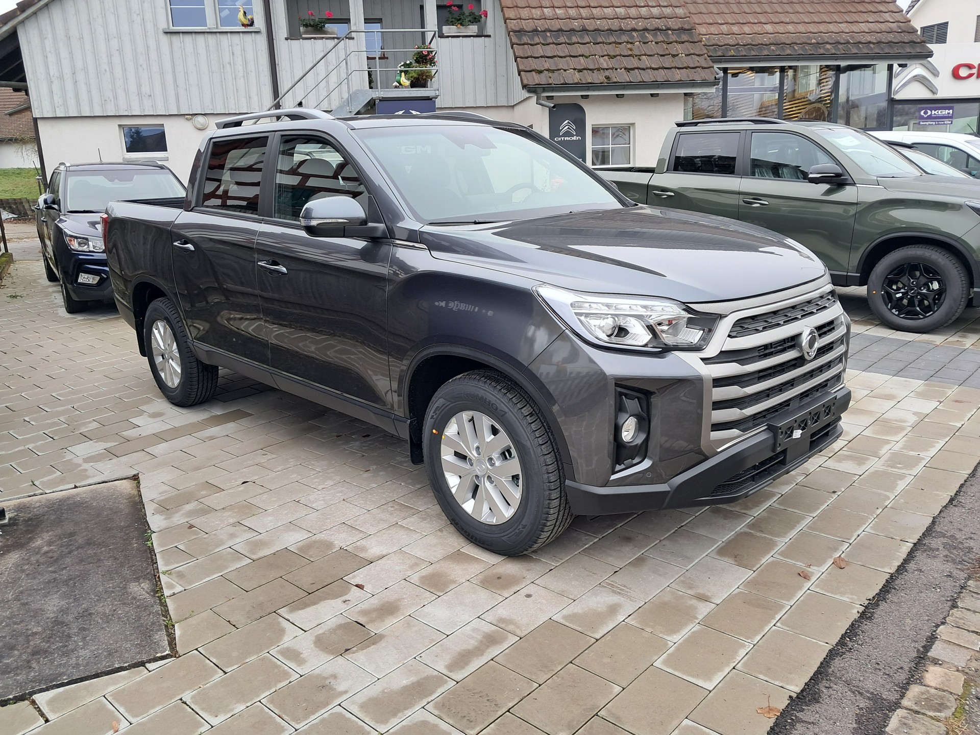 KGM-SsangYong Musso 2.2 Platinum 4WD Aut. inkl. AHK-showroom-element-3