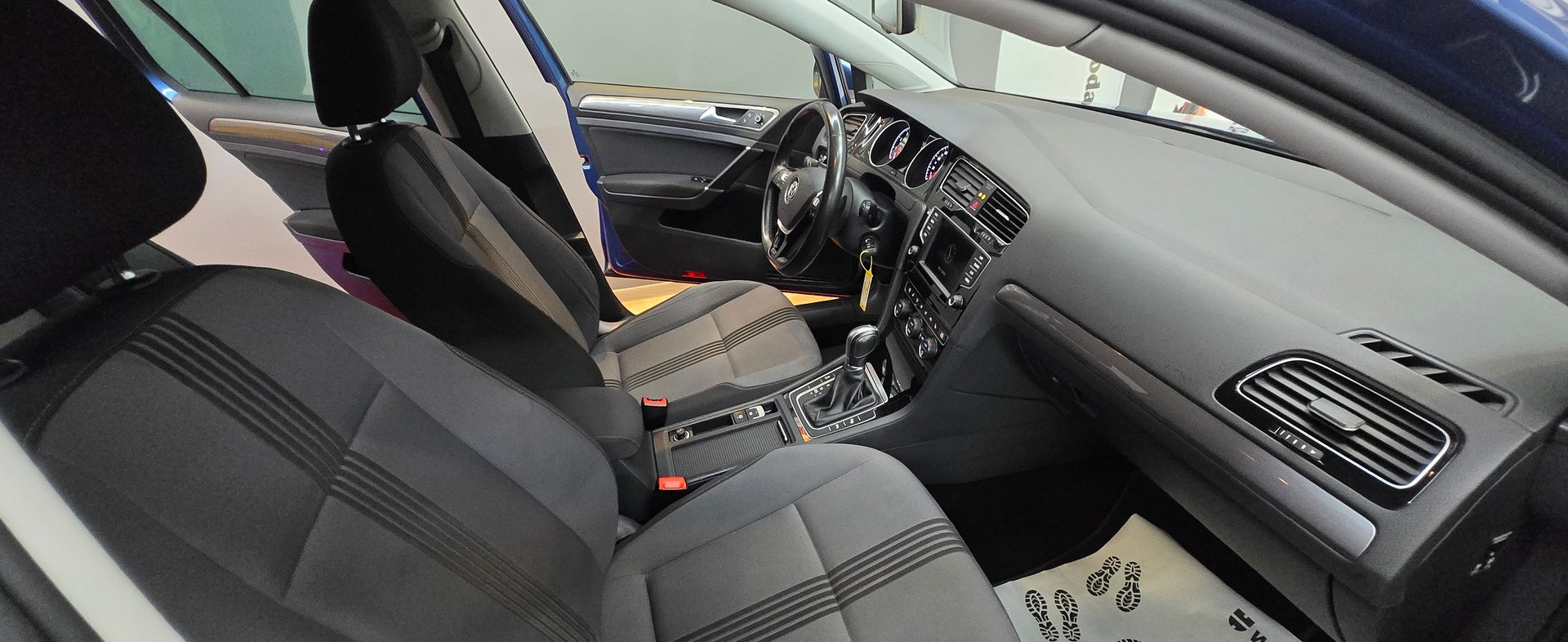 VW Golf 1.2 TSI Allstar DSG-image-15