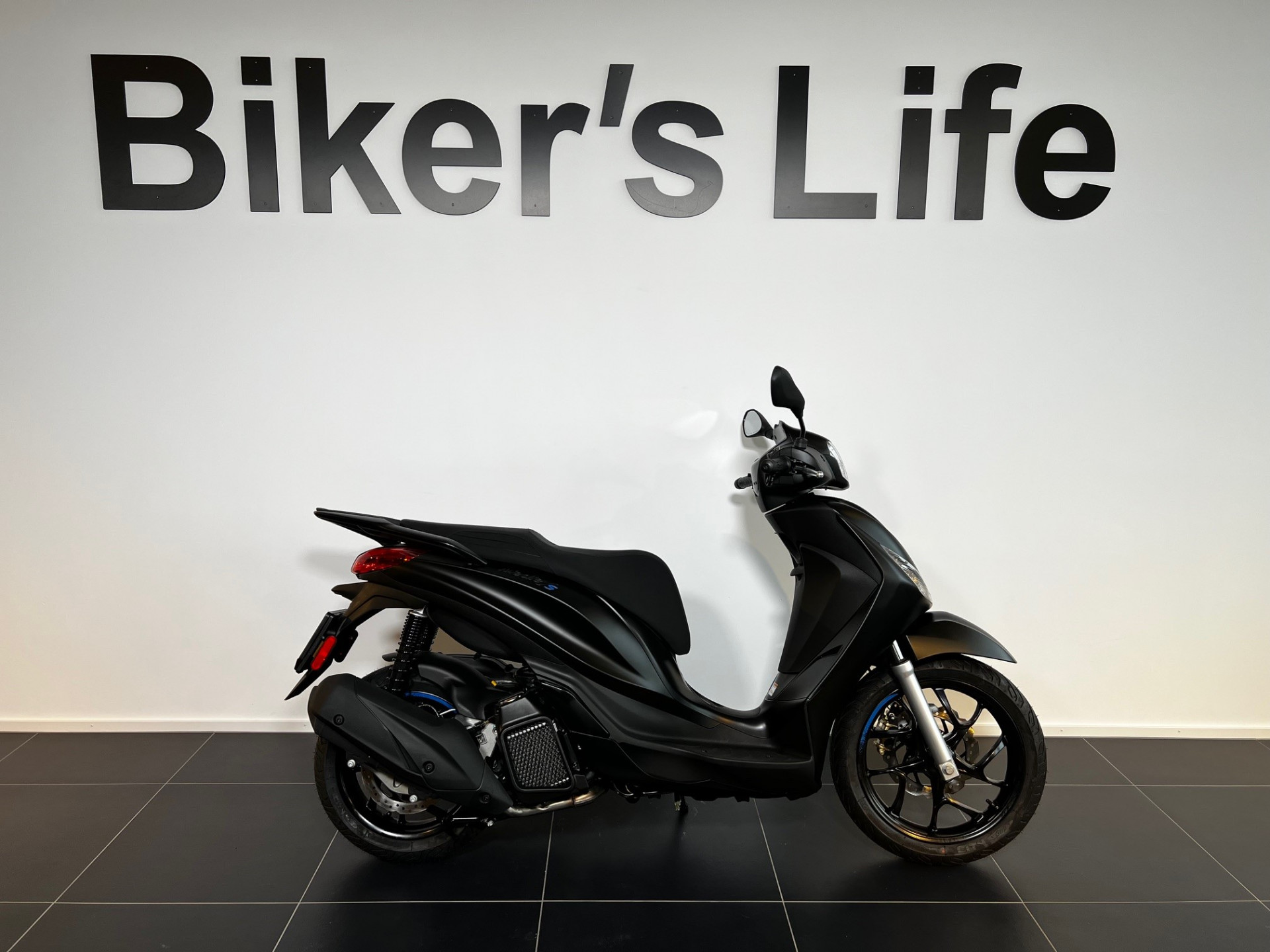 PIAGGIO Medley 125 Sport-image-0