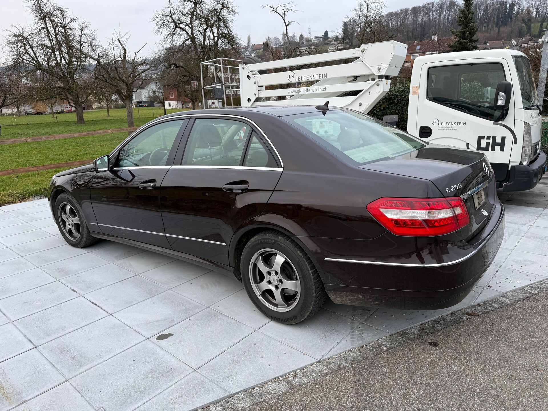MERCEDES-BENZ E 250 CDI BlueEfficiency Elégance Automatic-showroom-element-3