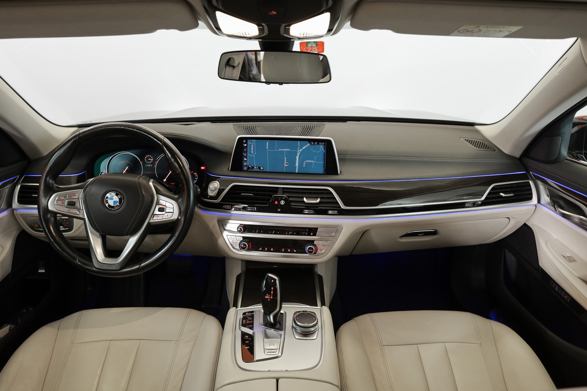 BMW 730d xDrive Steptronic-image-8