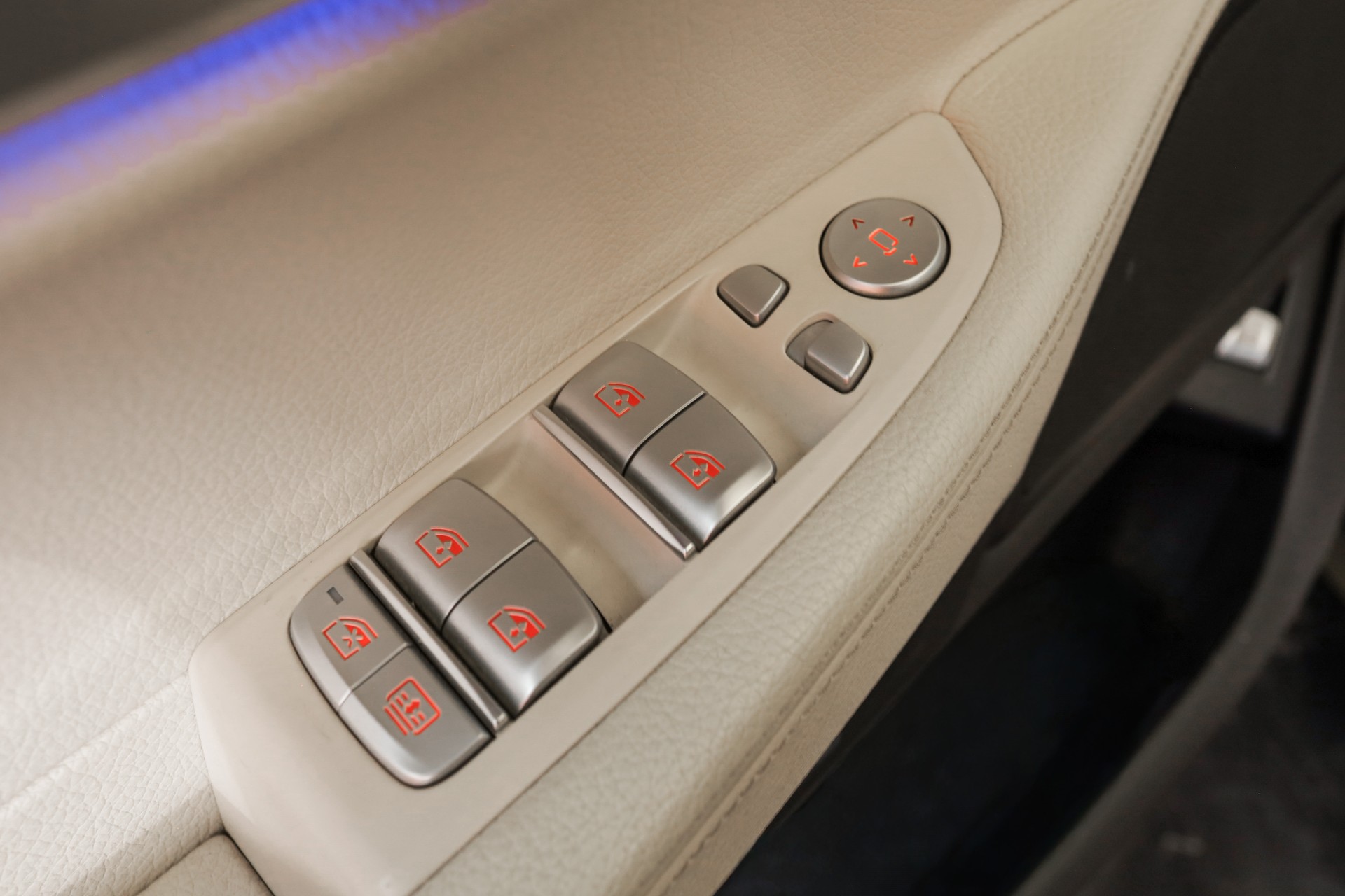 BMW 730d xDrive Steptronic-image-12