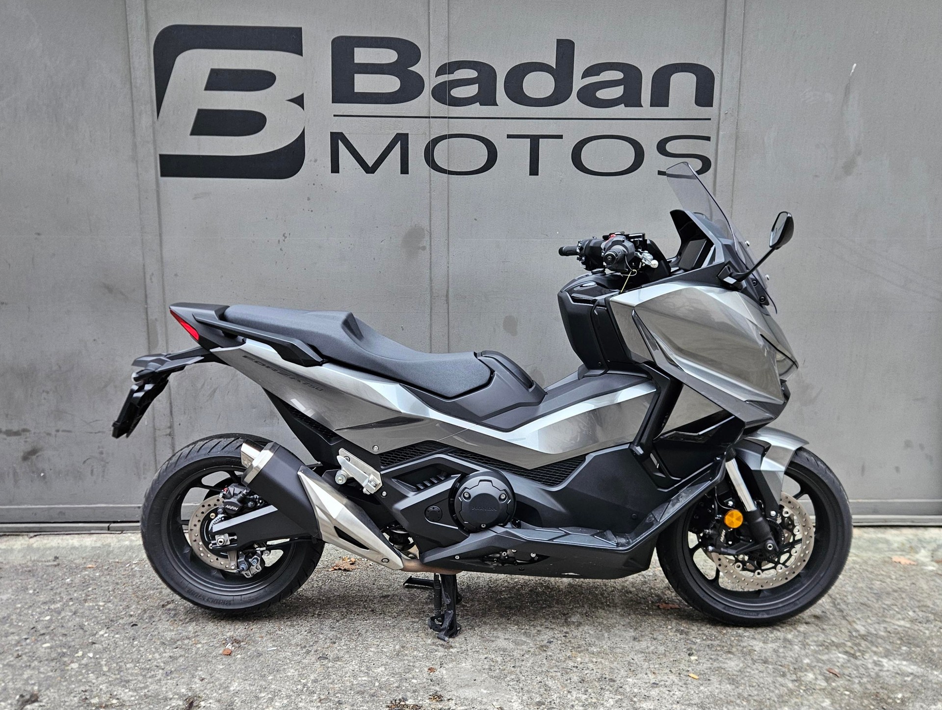 HONDA FORZA 750