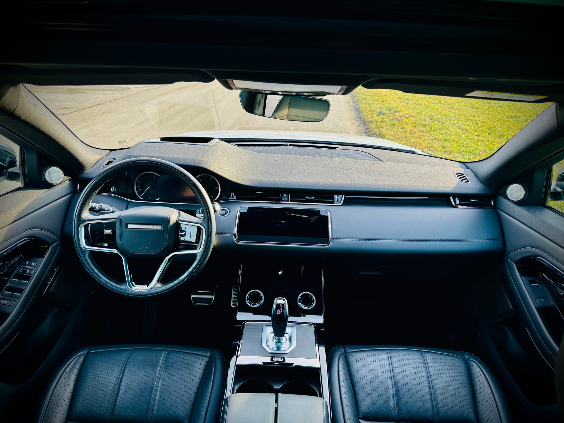 LAND ROVER Range Rover Evoque R-Dynamic D 200 MHEV HSE AT9-image-9
