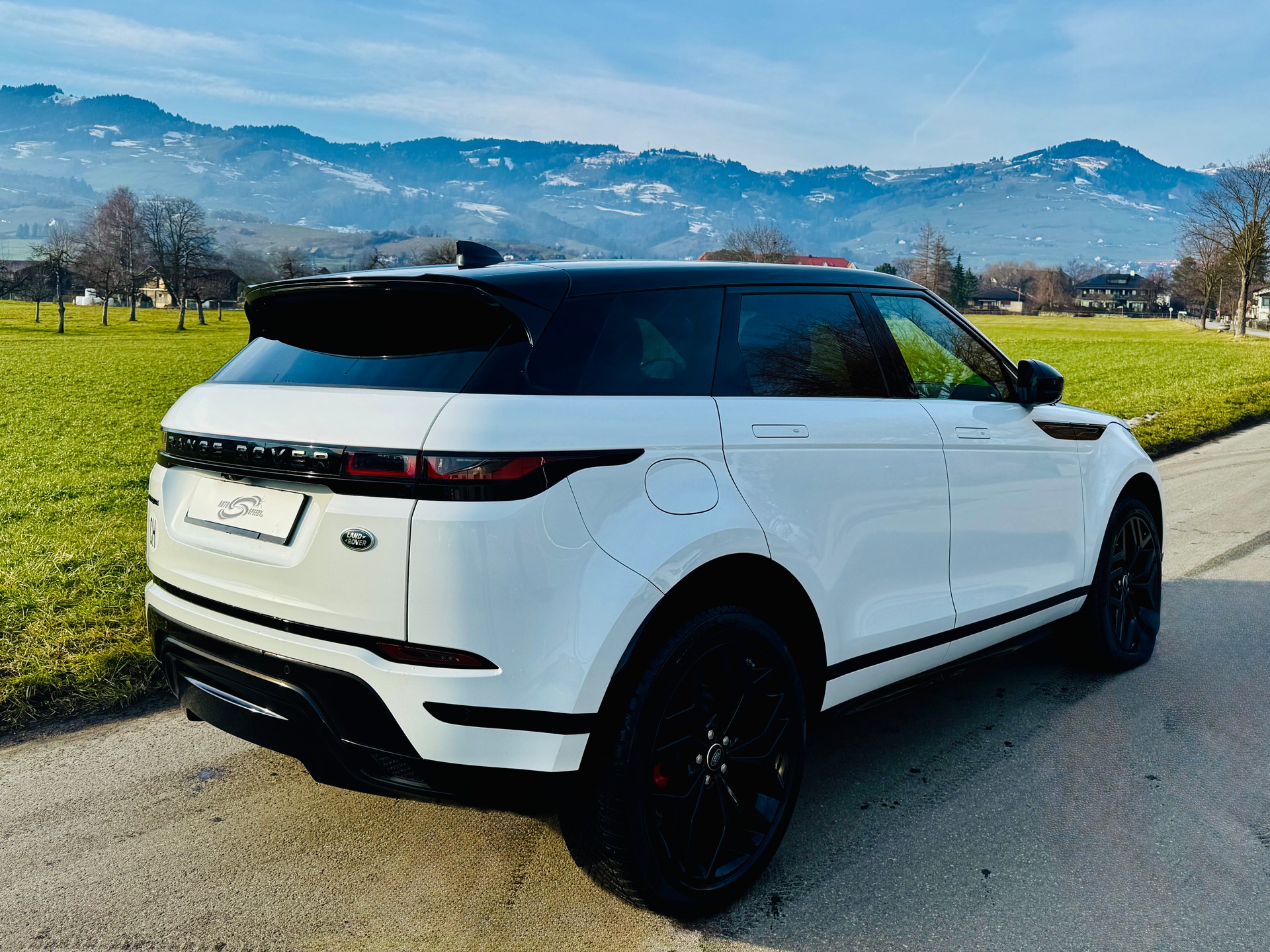 LAND ROVER Range Rover Evoque R-Dynamic D 200 MHEV HSE AT9-image-6