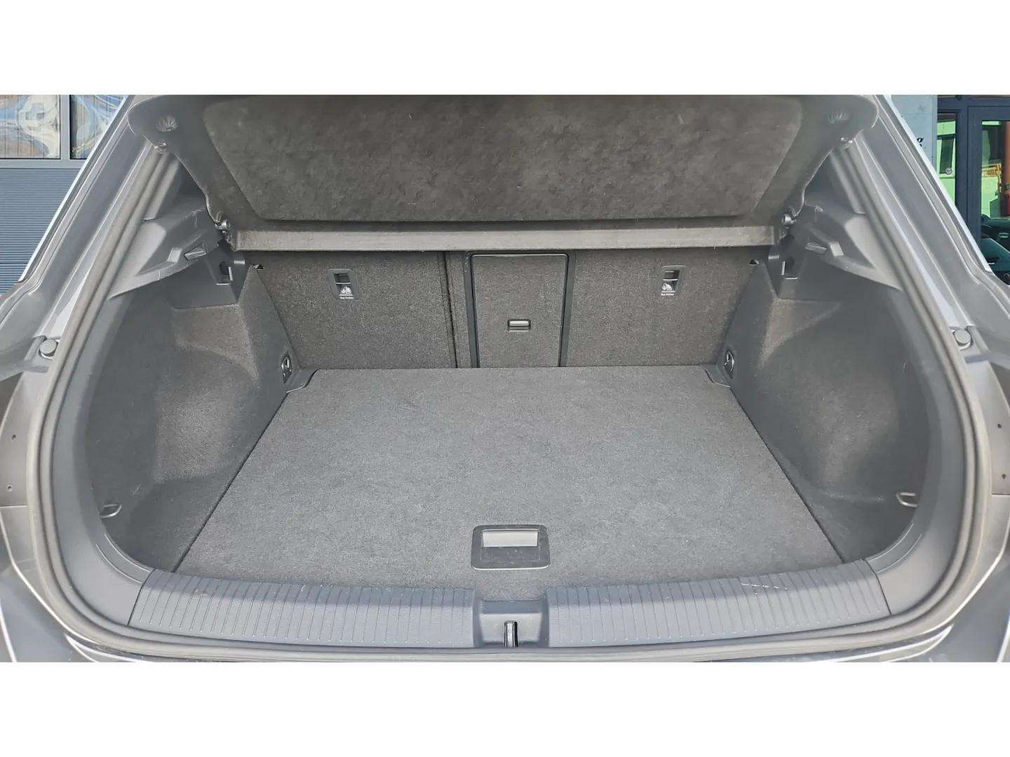 VW T-Roc 2.0 TSI R DSG 4Motion (Facelift) Black Style mit El. Ledersitze & AHK-image-14