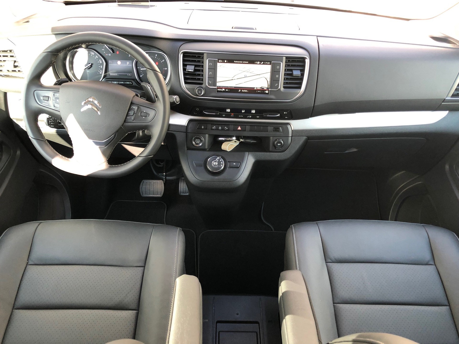 CITROEN SpacetourerCa 2.0Lo.MEAT8-image-4