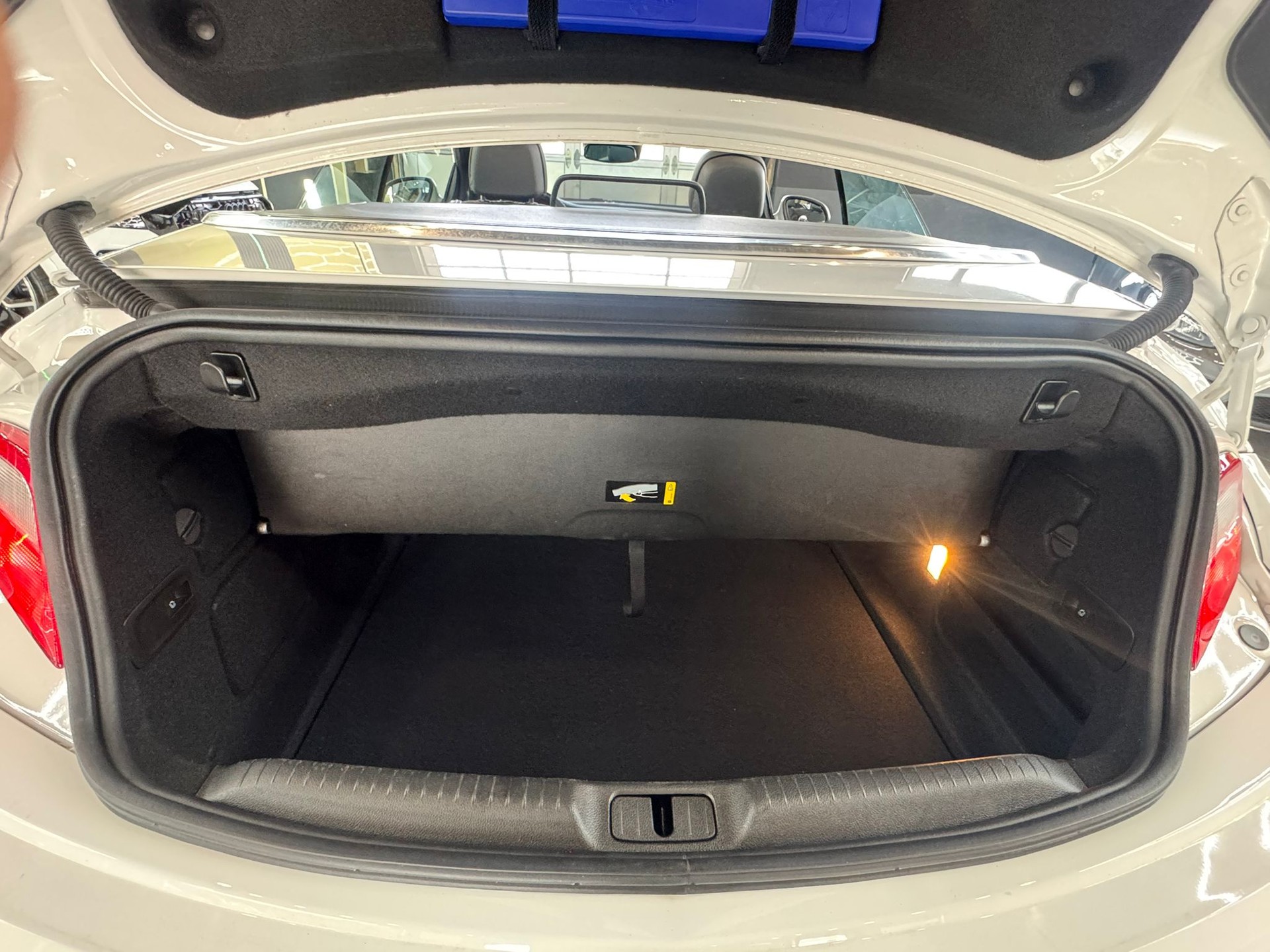 OPEL Cascada 1.6i 16V Supreme Automat-image-12