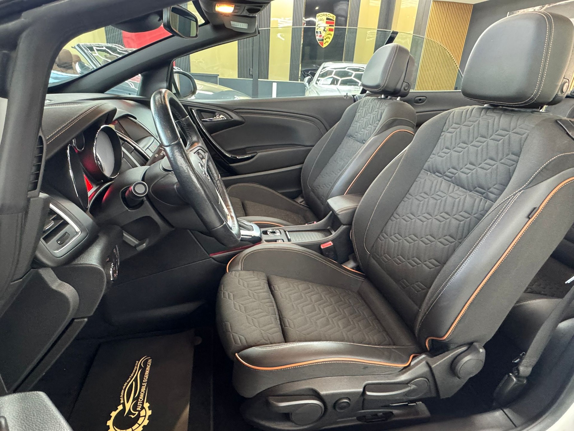 OPEL Cascada 1.6i 16V Supreme Automat-image-9