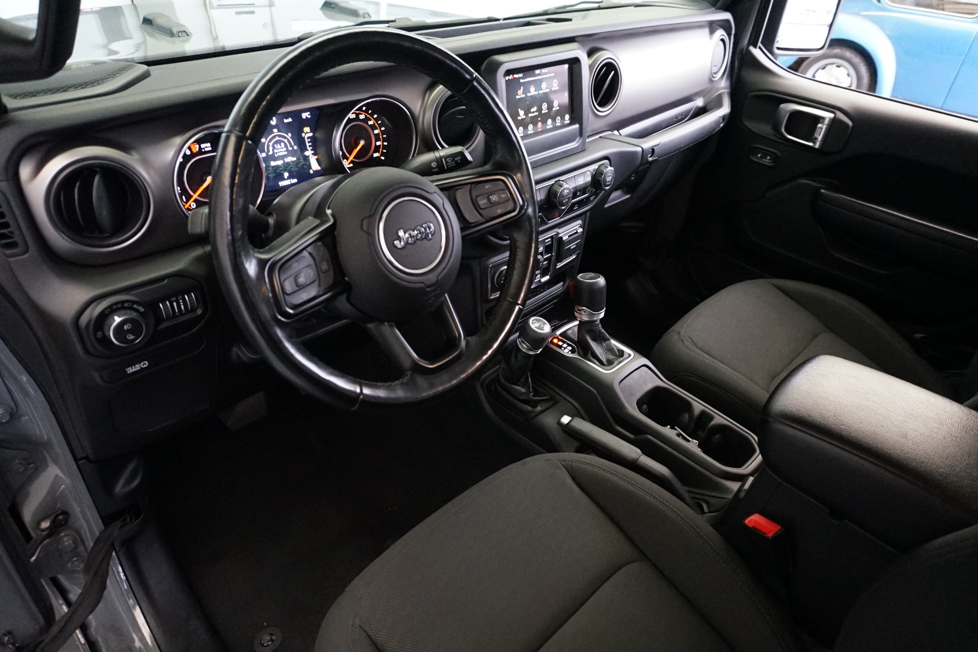 JEEP Gladiator 3.6 iV6 Sport 4WD 284PS 100% Benzin-image-17