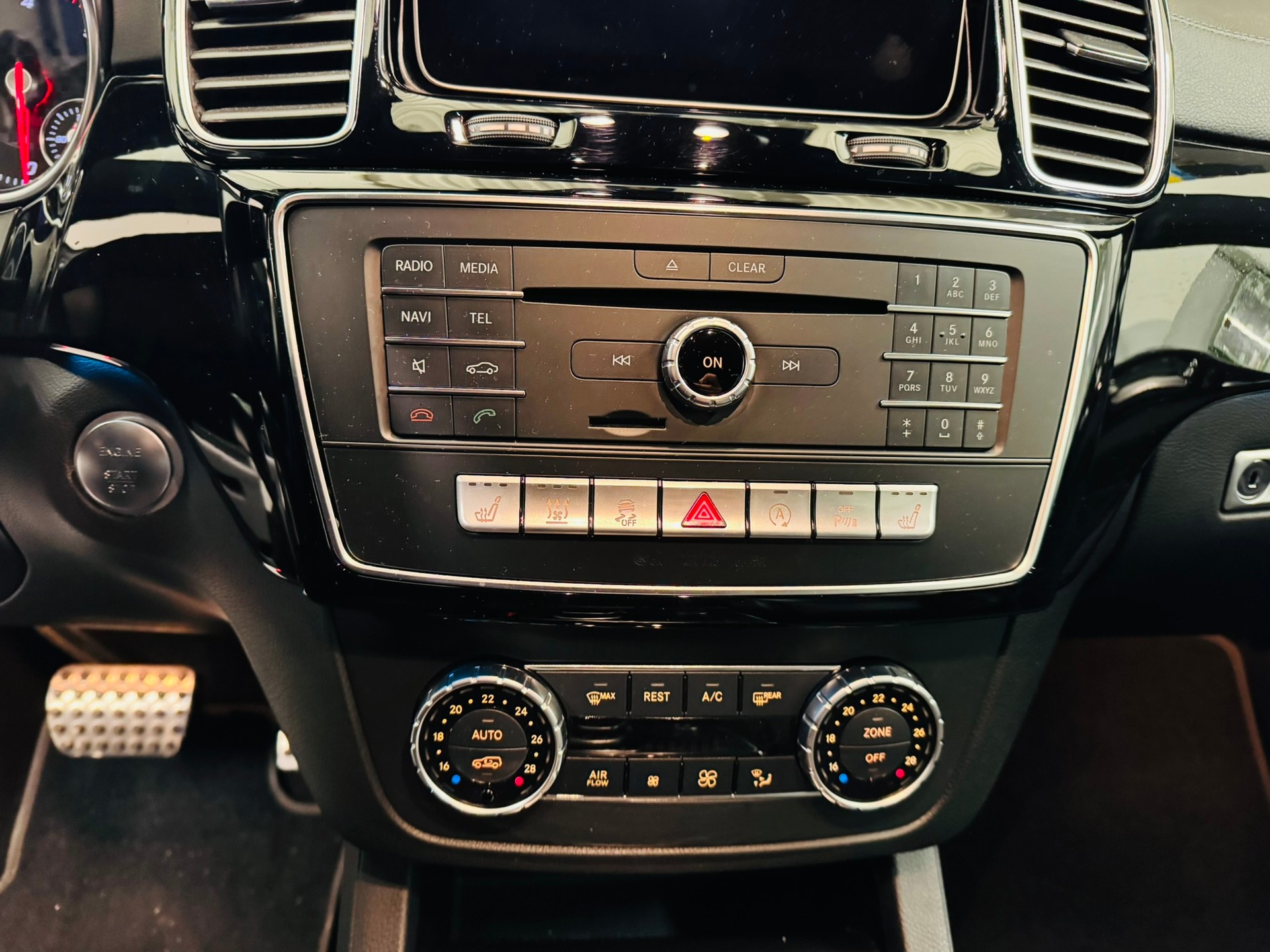 MERCEDES-BENZ GLE Coupé 350 d 4Matic 9G-Tronic-image-16