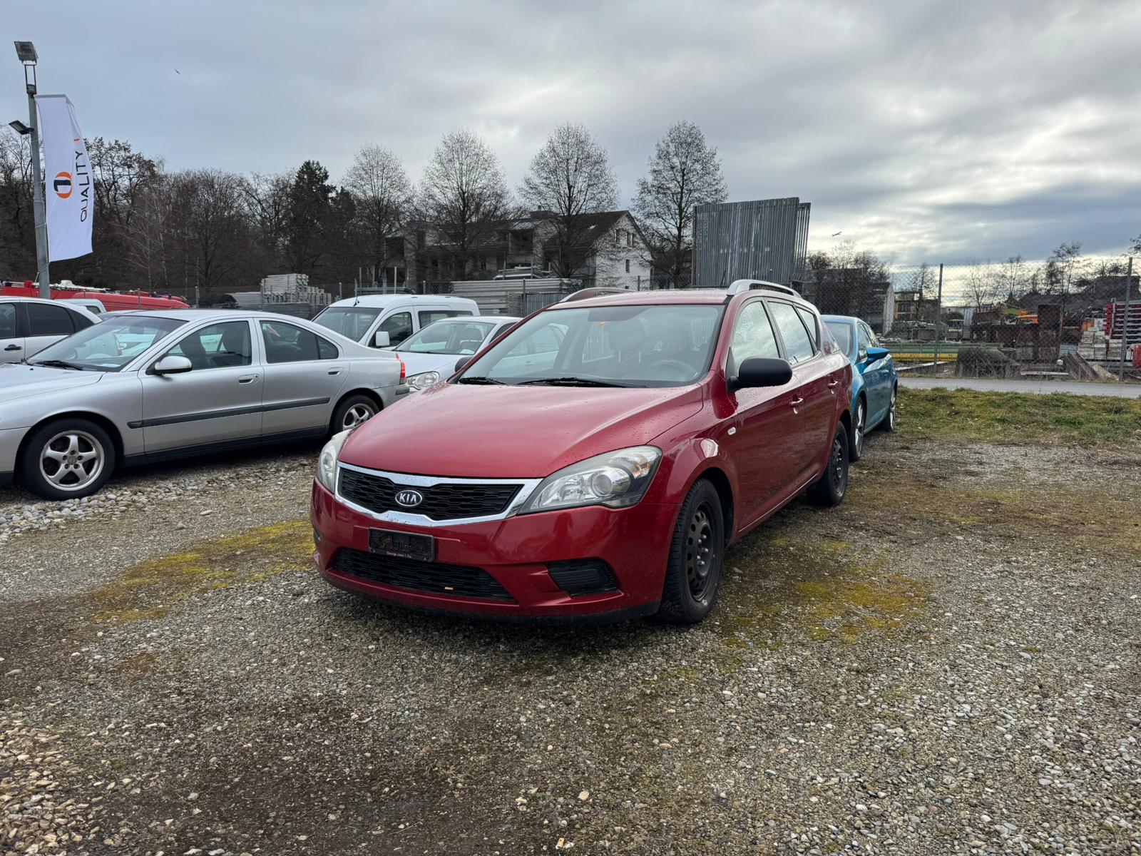 KIA Cee'd Sporty Wagon 1.4 16V _seven-showroom-element-1