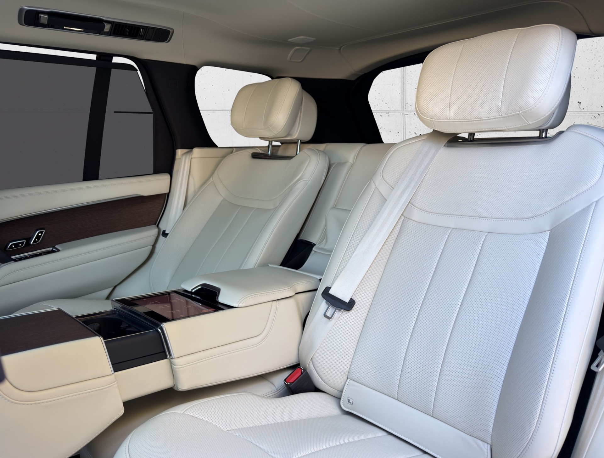 LAND ROVER Range Rover LWB P460e Si6 PHEV Autobiography Automatic-image-27