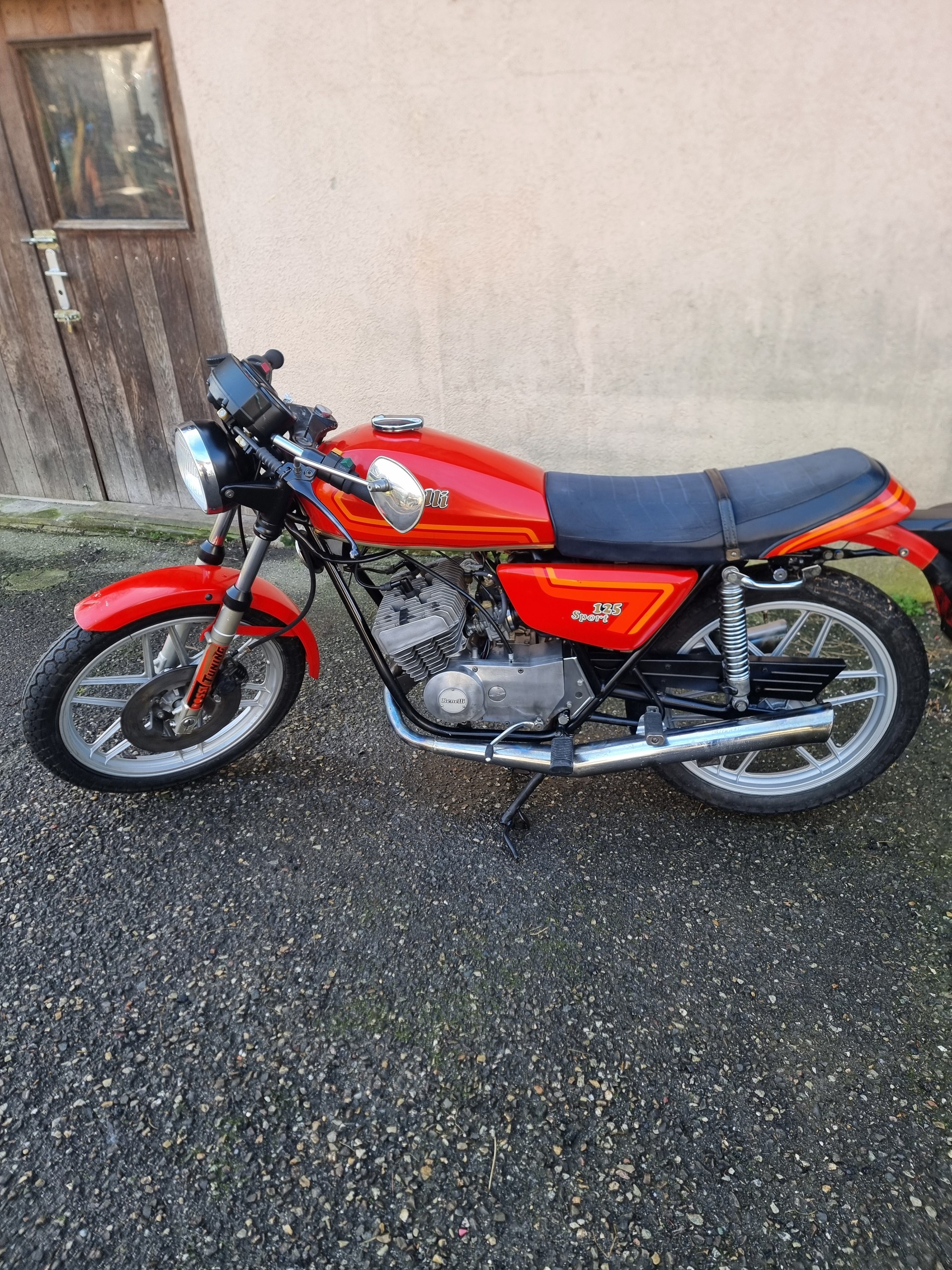 BENELLI MH 125 sport-image-15