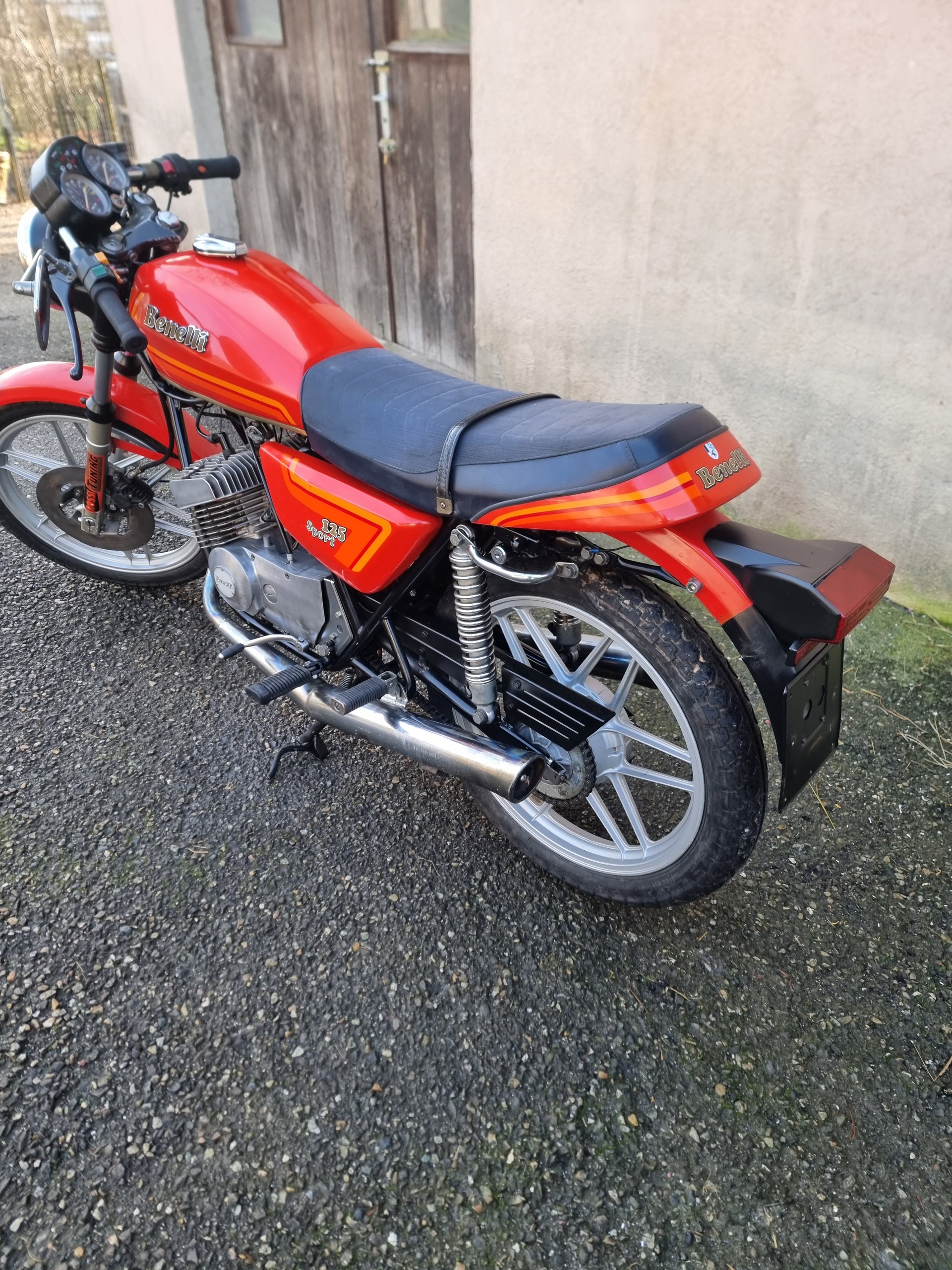 BENELLI MH 125 sport-image-14