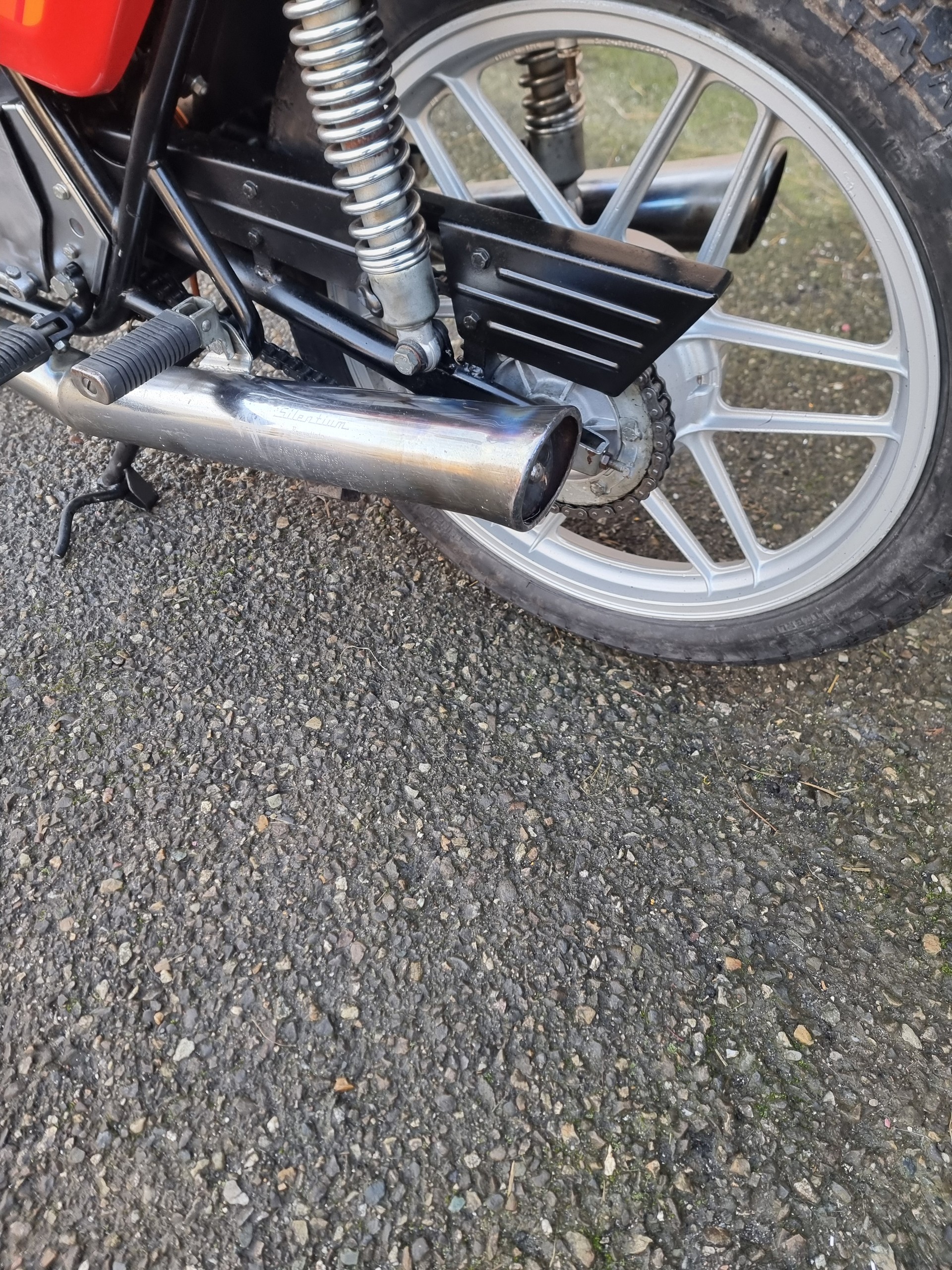 BENELLI MH 125 sport-image-13