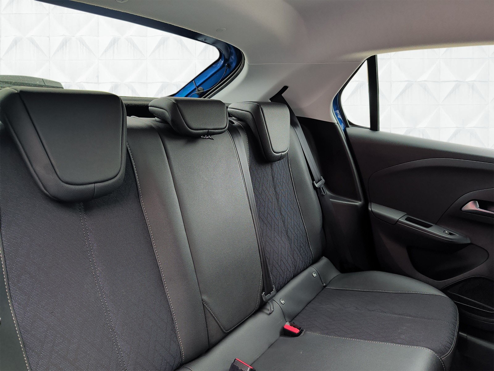 OPEL Corsa TP Elegance-image-11
