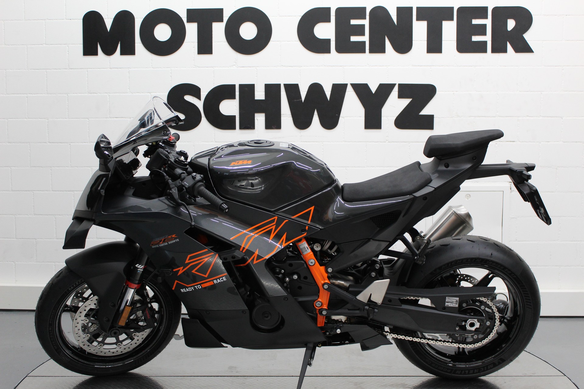 KTM 990 RC R-image-3